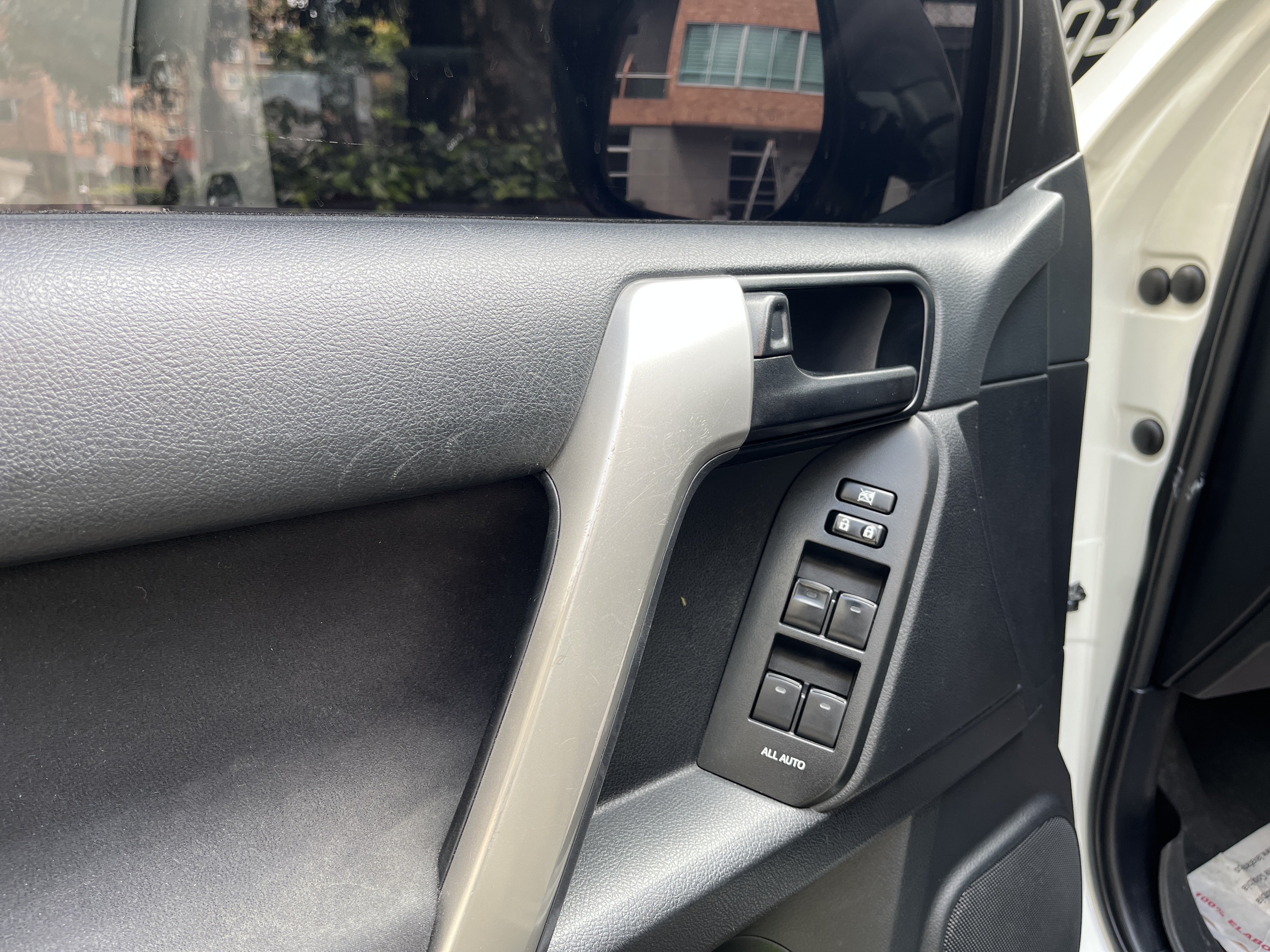 TOYOTA PRADO 2018