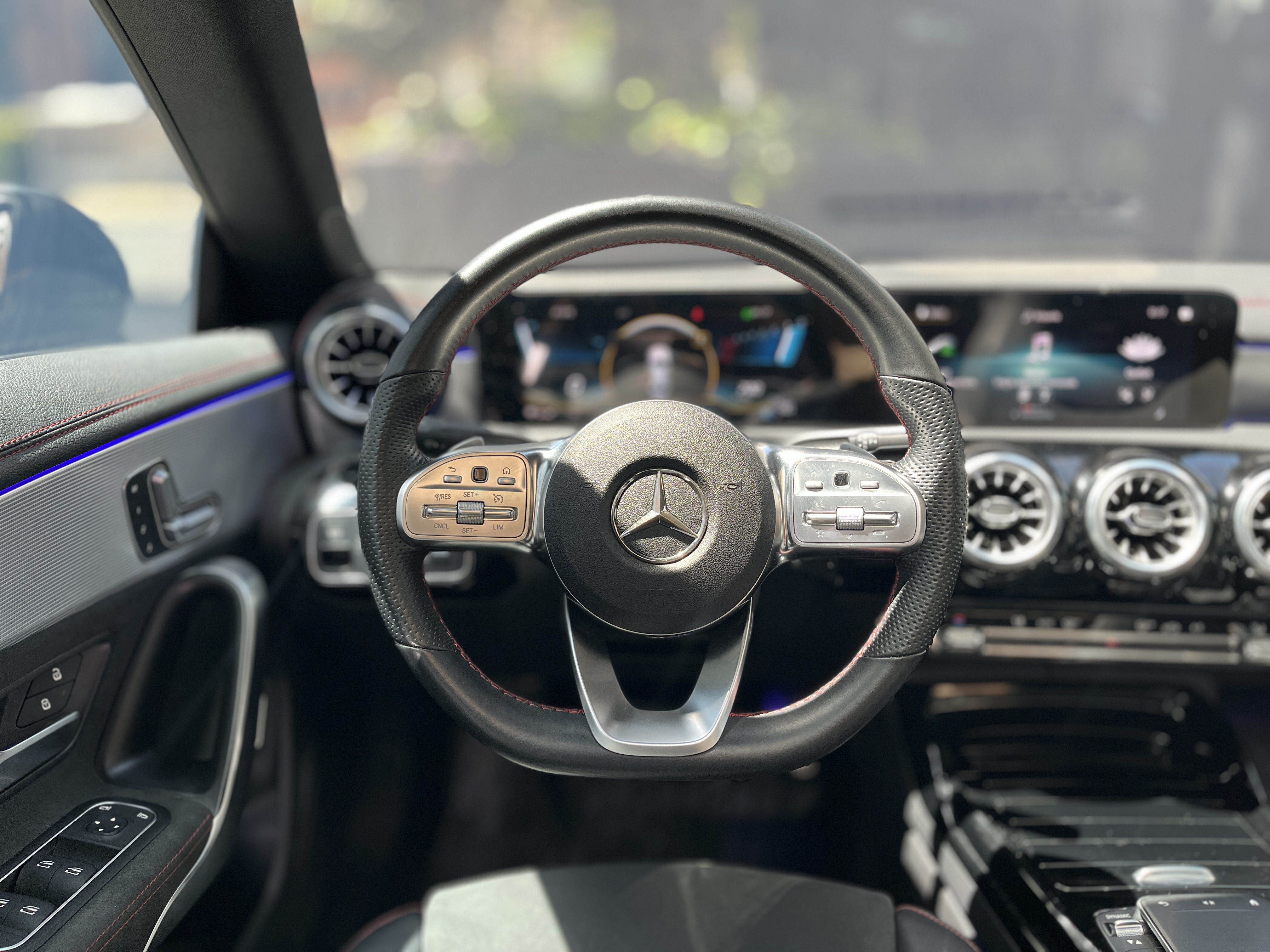 MERCEDES-BENZ CLA35 AMG 2022