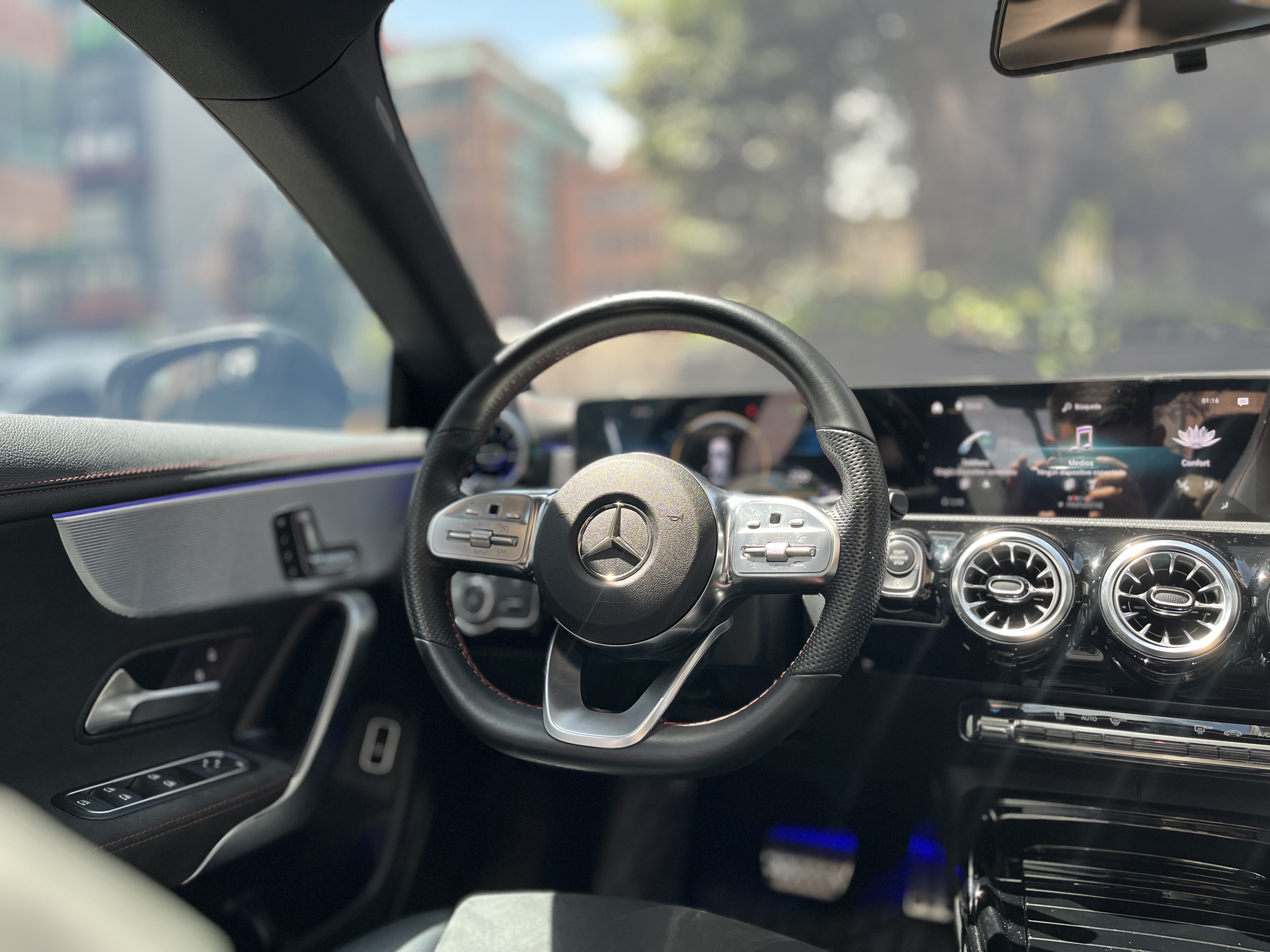 MERCEDES-BENZ CLA35 AMG 2022