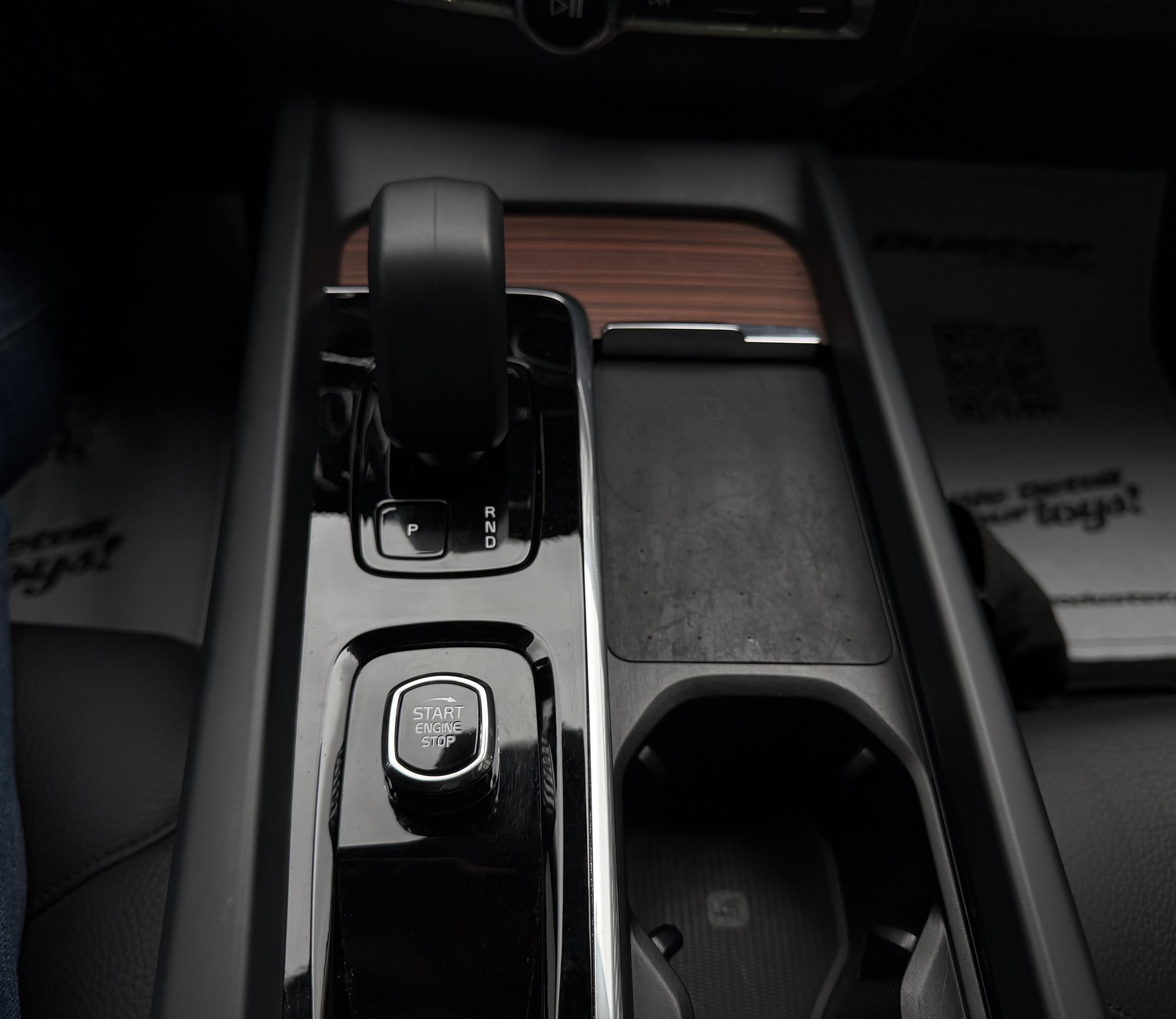 VOLVO XC60 T8 AWD RECHARGE 2024