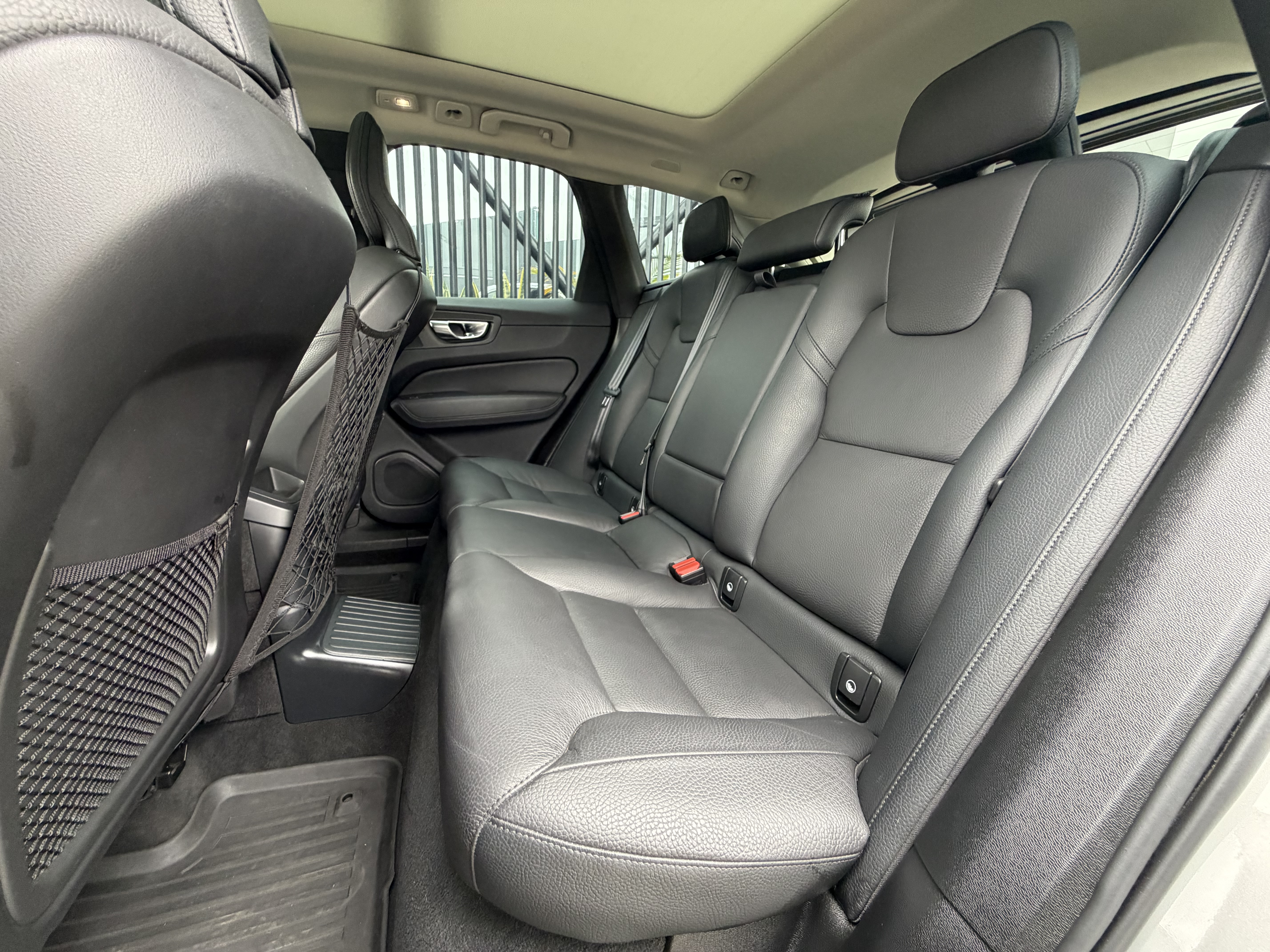 VOLVO XC60 T8 AWD RECHARGE 2024