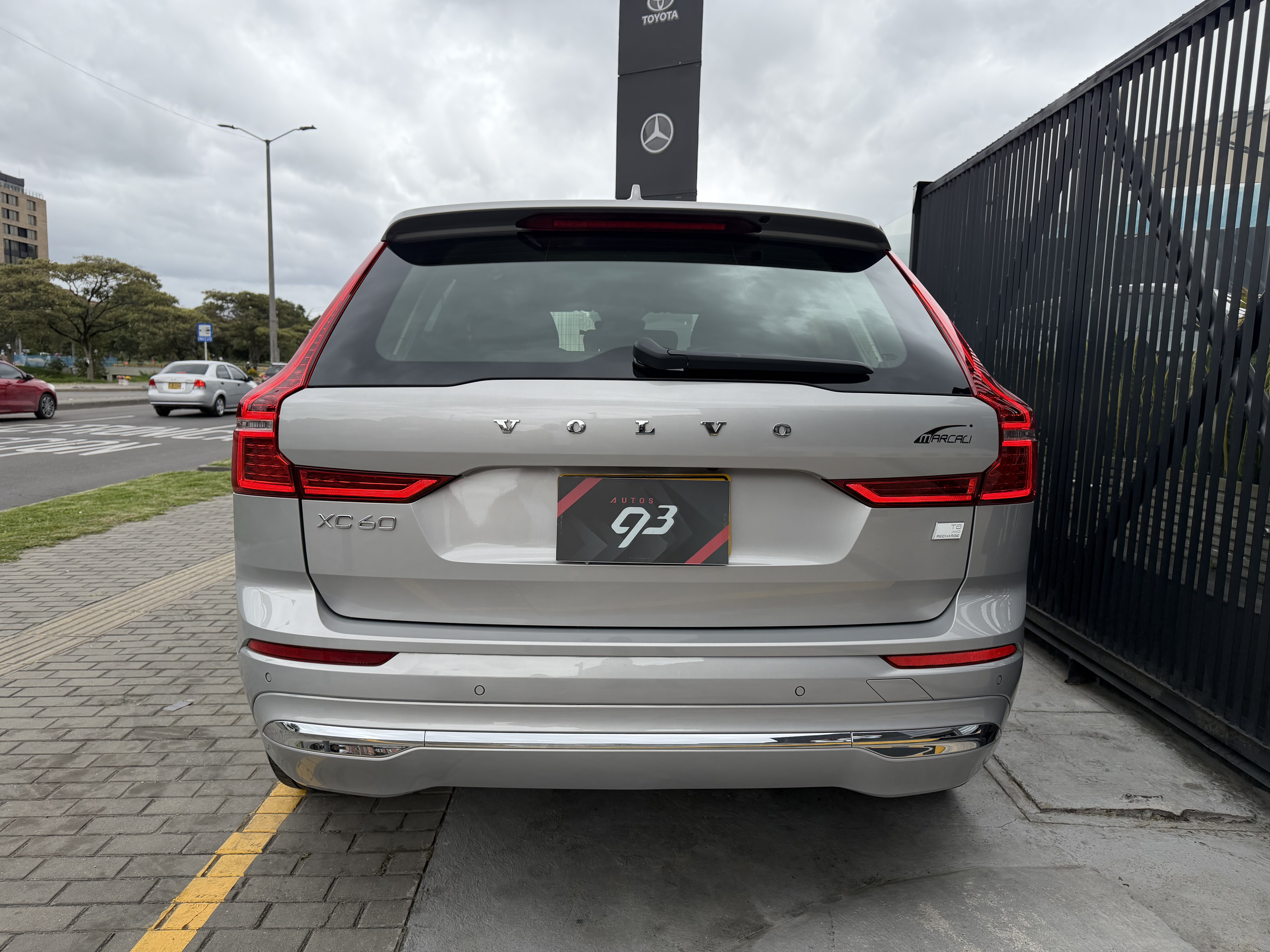VOLVO XC60 T8 AWD RECHARGE 2024