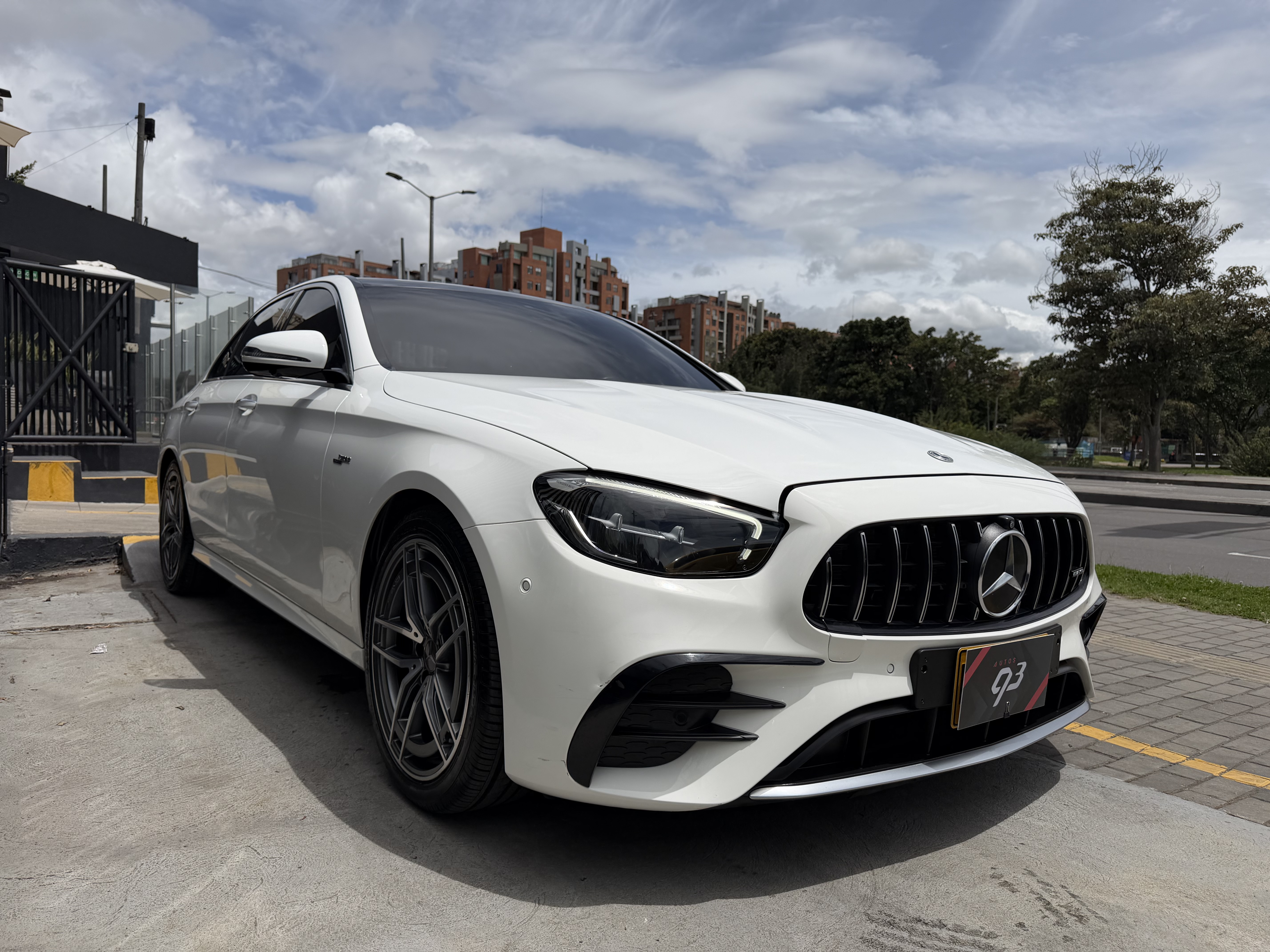 MERCEDES-BENZ E53 AMG 2022