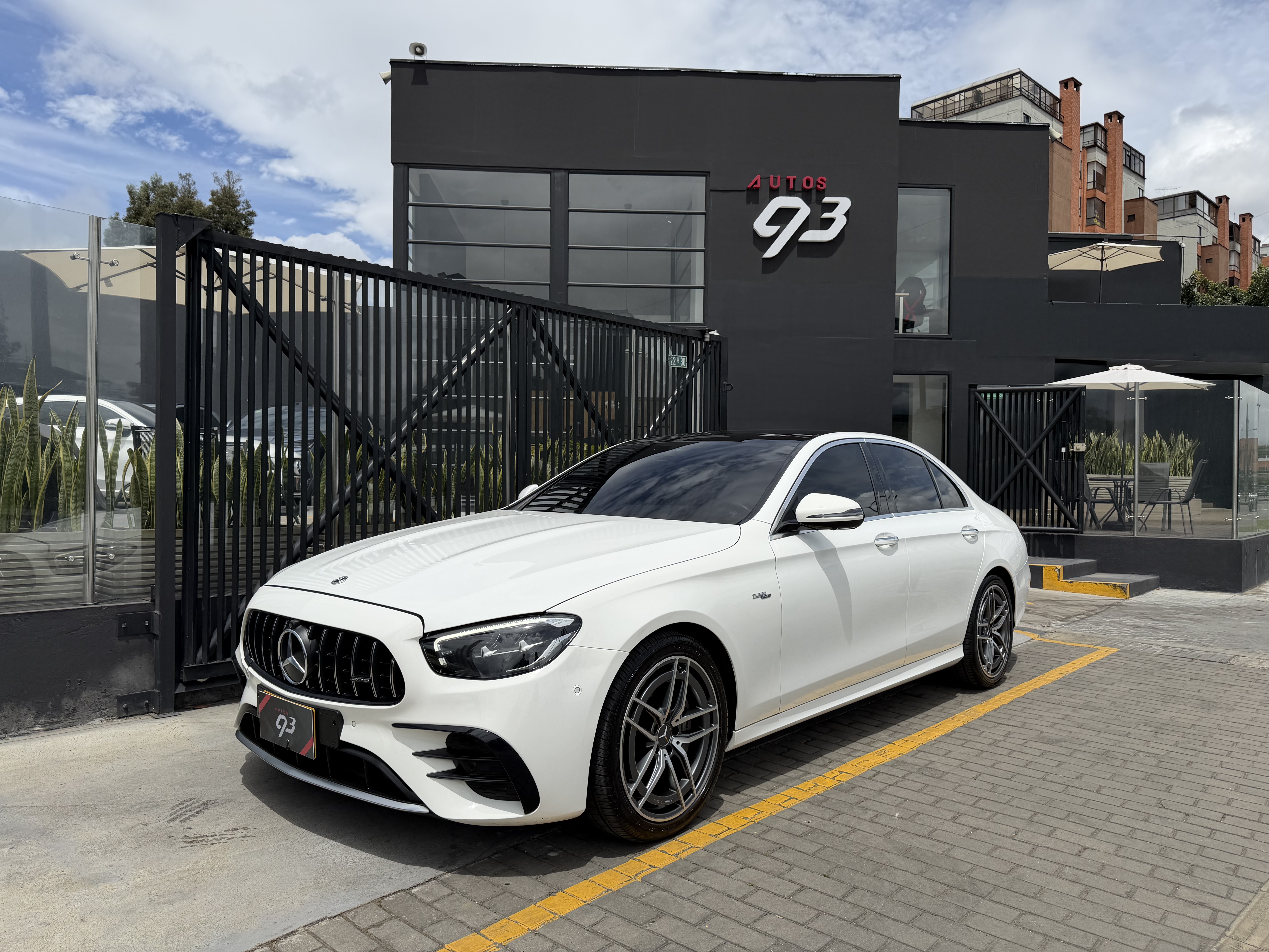MERCEDES-BENZ E53 AMG 2022