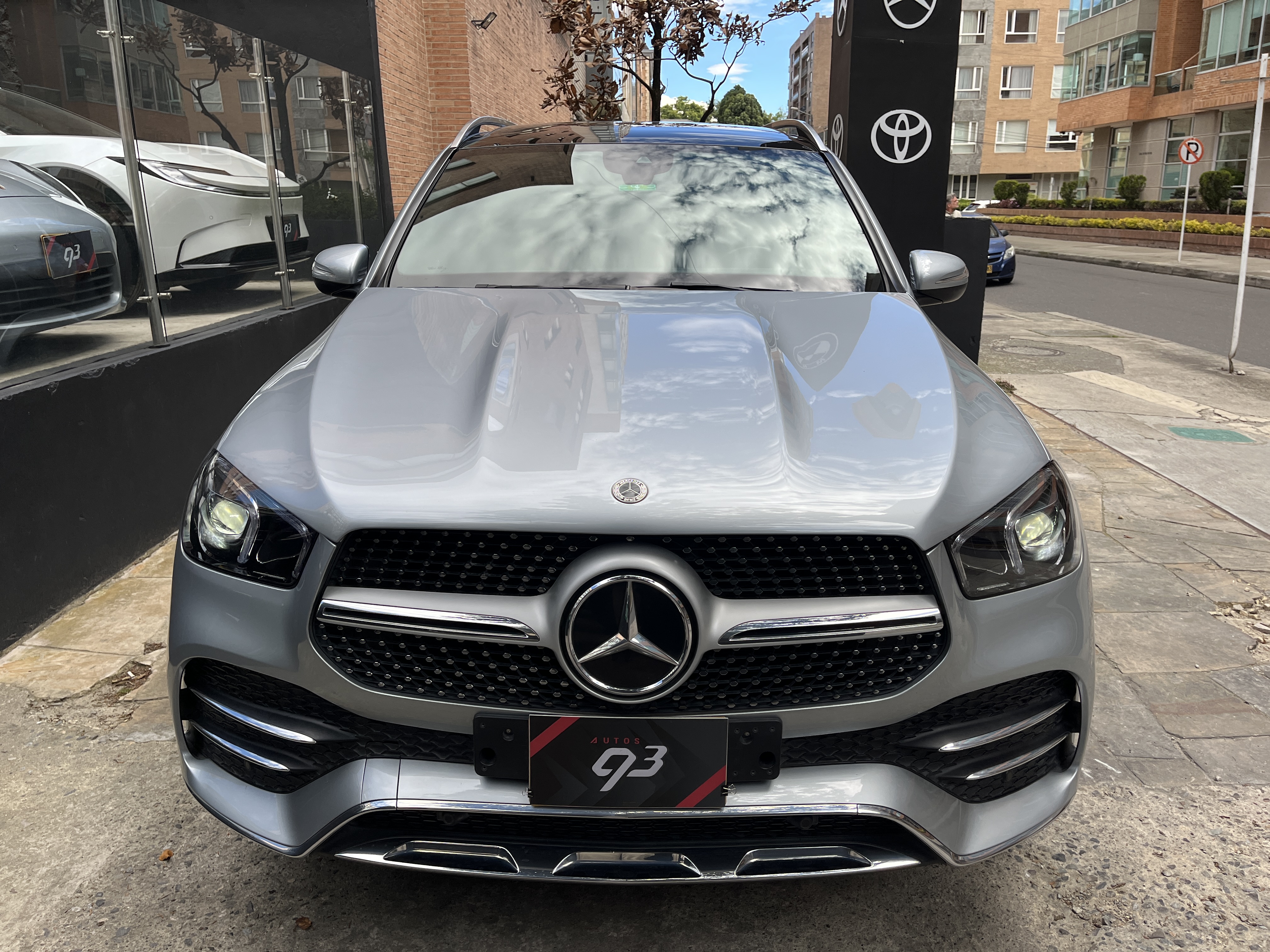 MERCEDES-BENZ GLE450 2023