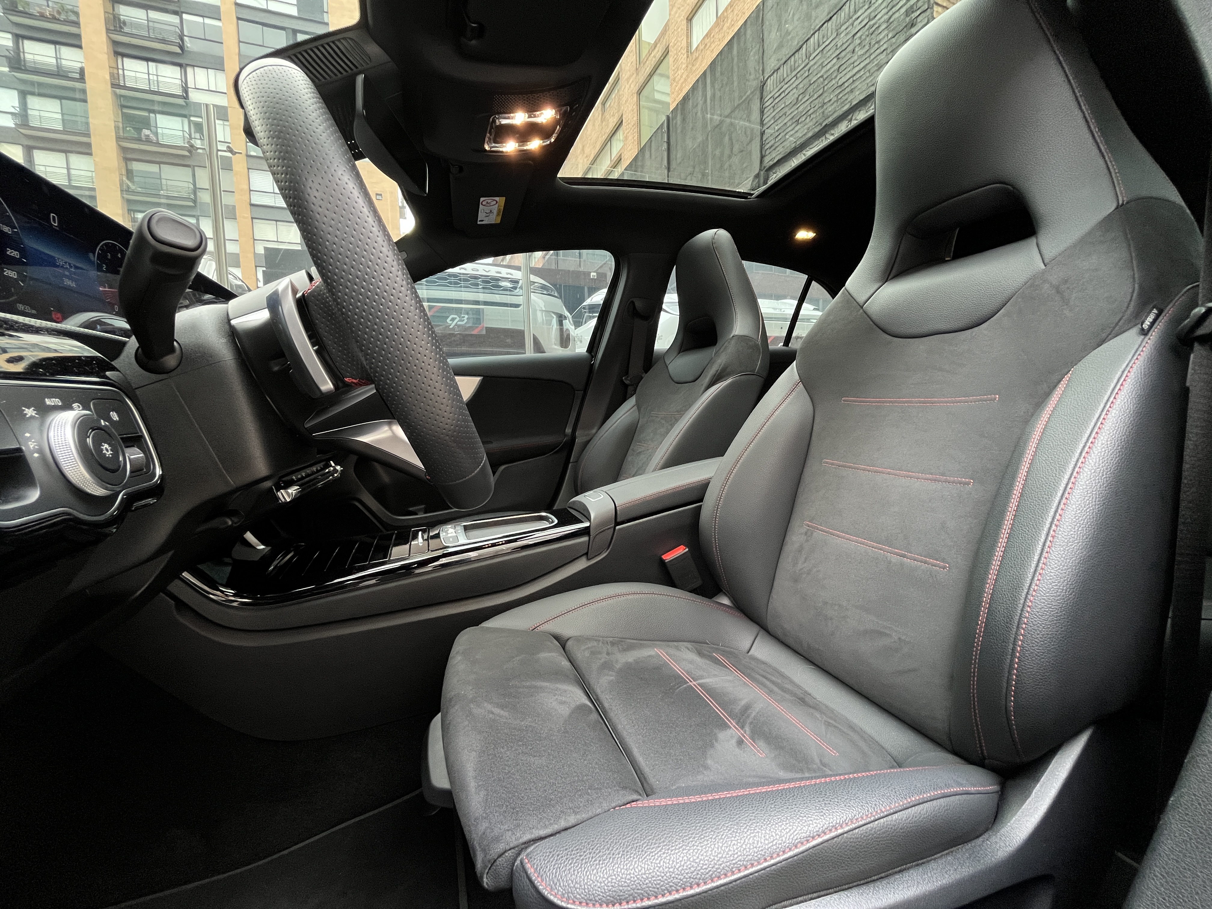 MERCEDES-BENZ A250 4MATIC 2026