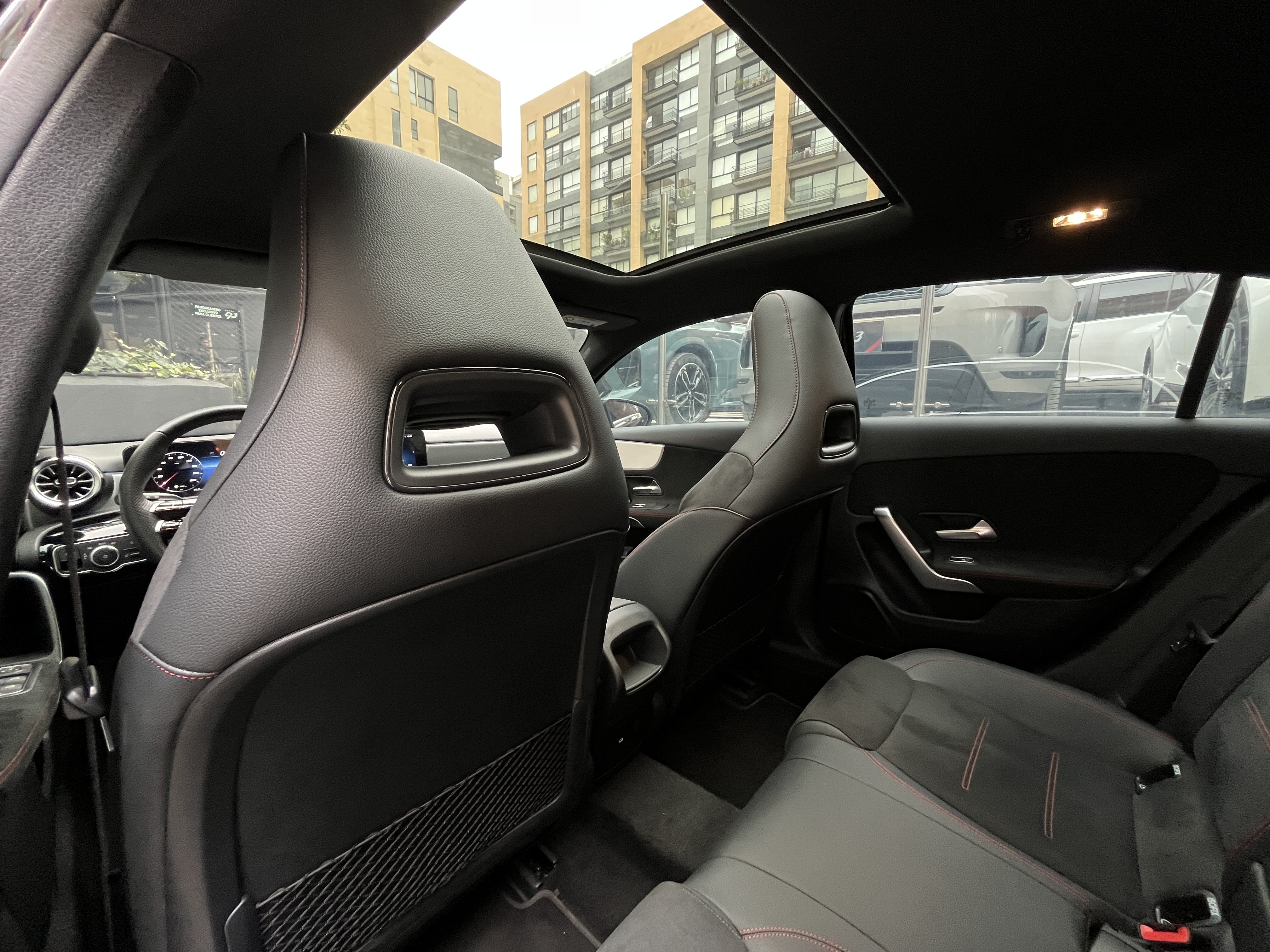 MERCEDES-BENZ A250 4MATIC 2026