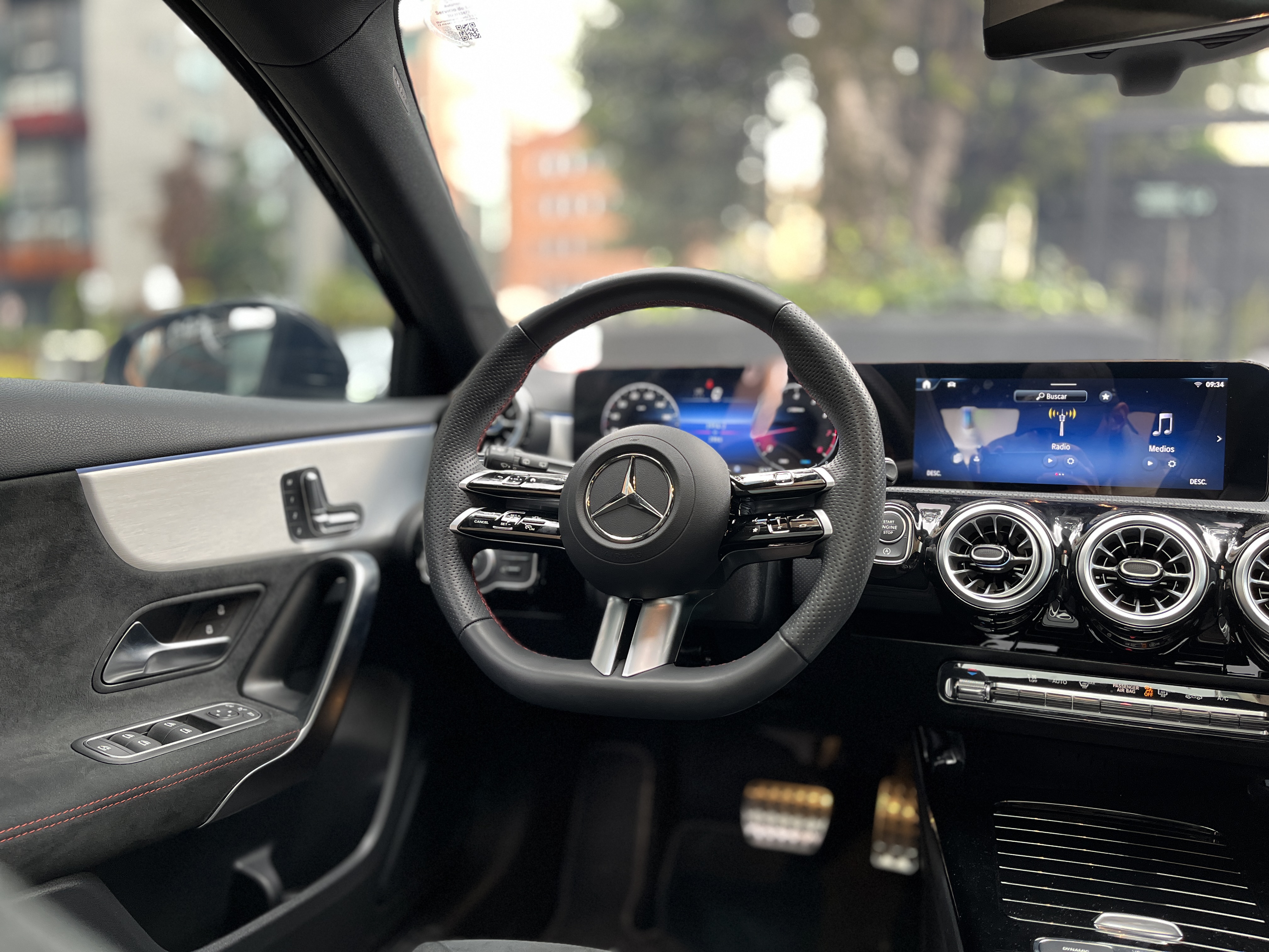 MERCEDES-BENZ A250 4MATIC 2026
