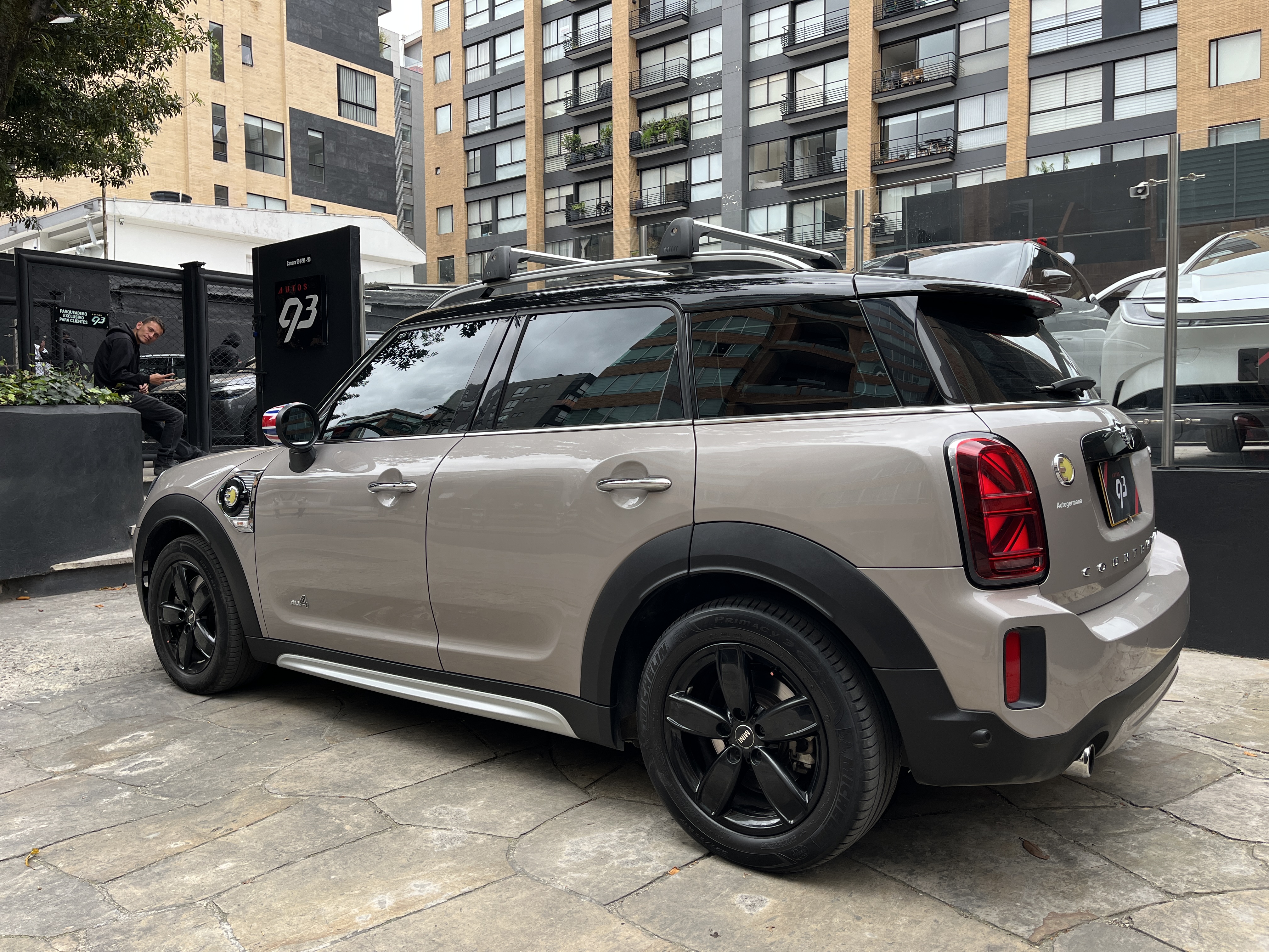 MINI COOPER S E ALL4 2023