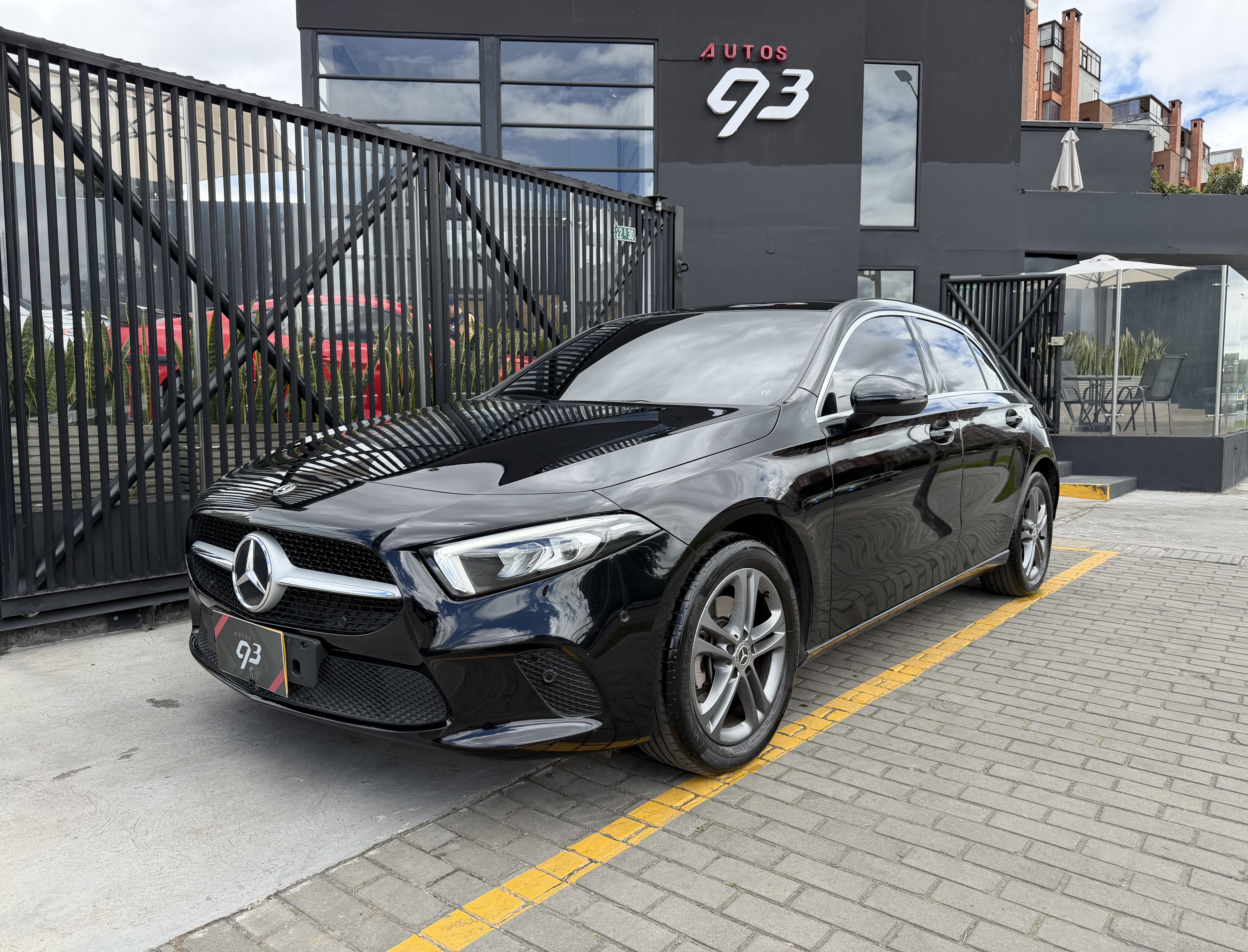 MERCEDES-BENZ A200 HATCHBACK 2020