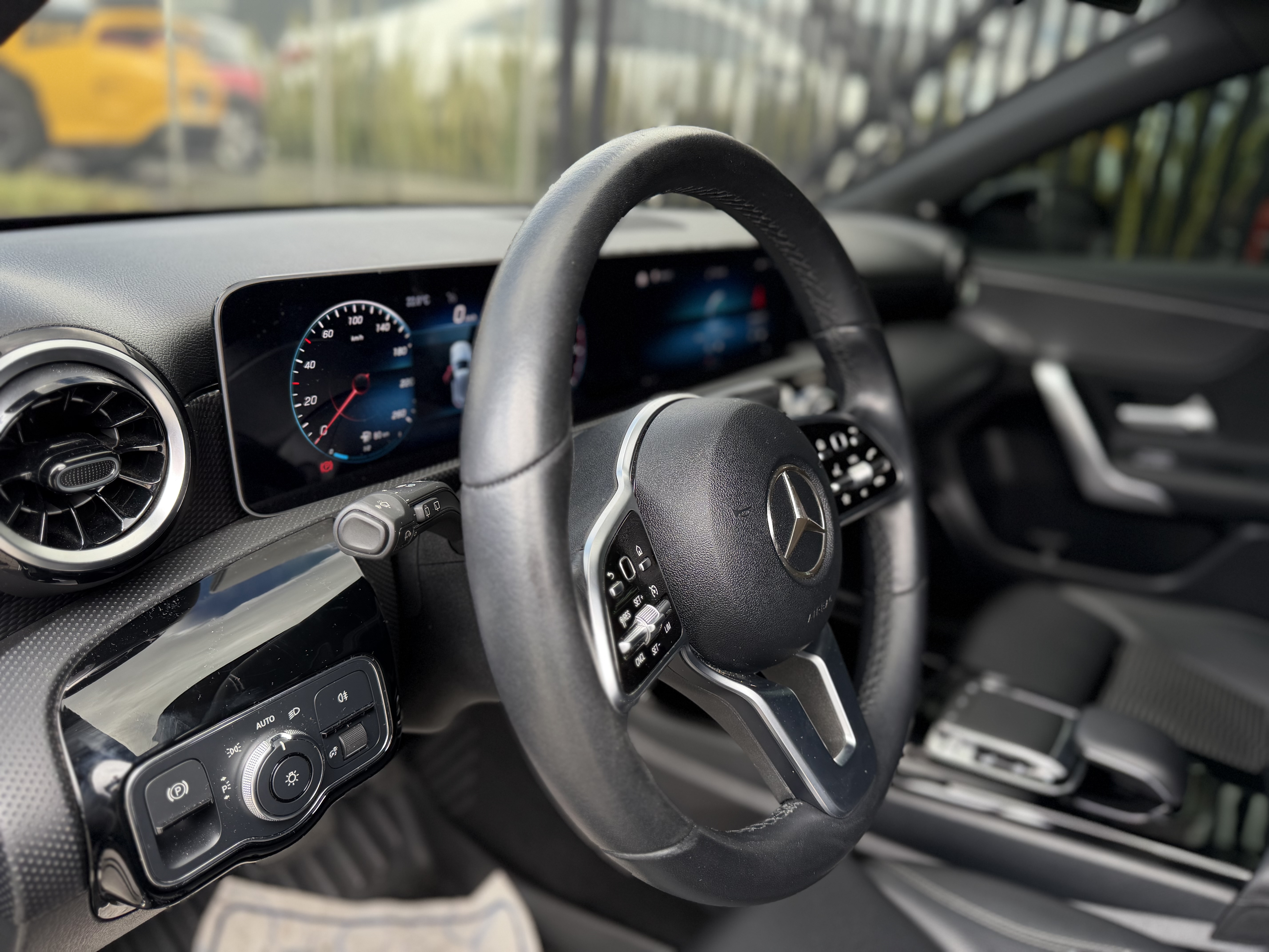 MERCEDES-BENZ A200 HATCHBACK 2020