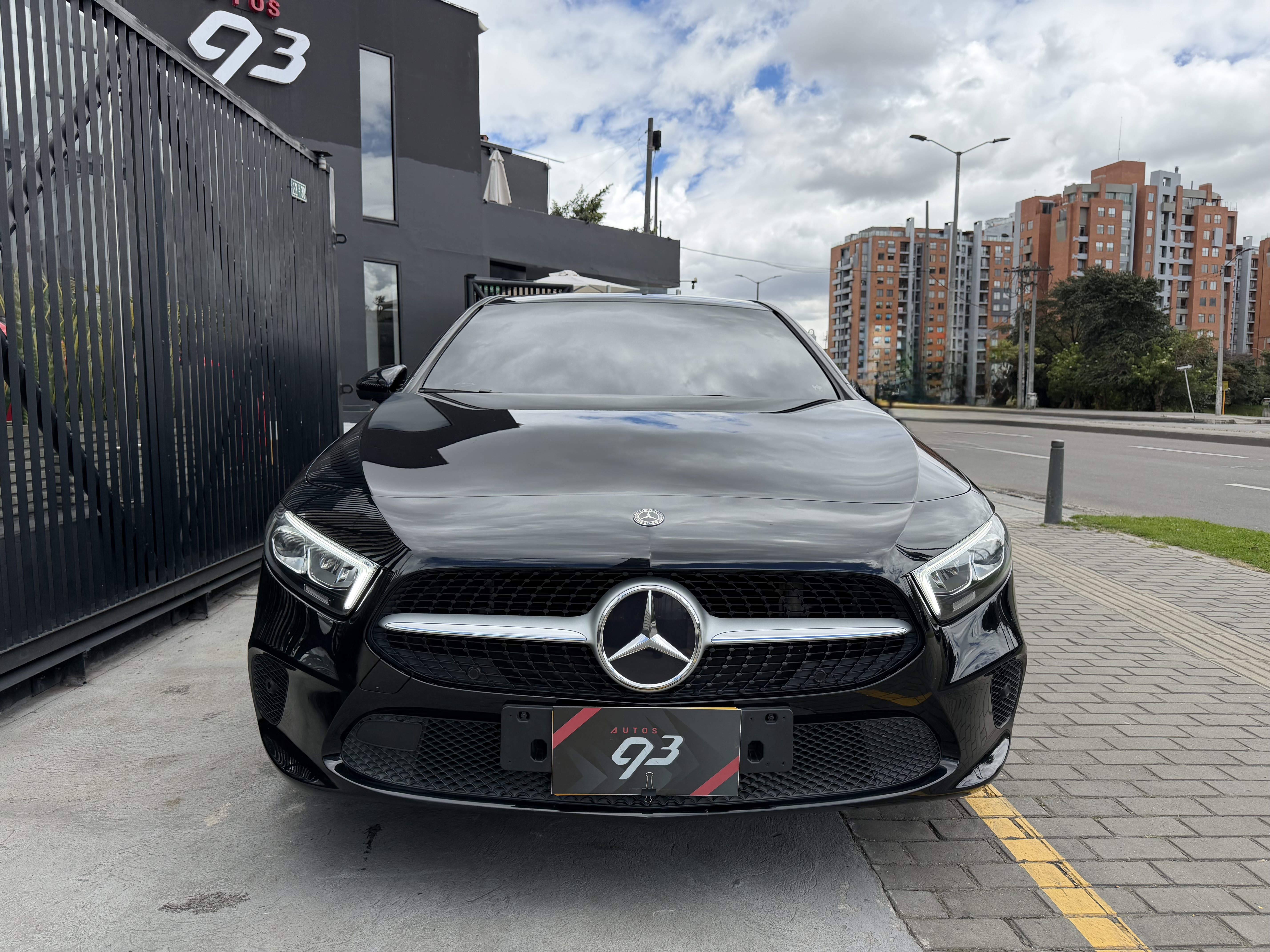 MERCEDES-BENZ A200 HATCHBACK 2020