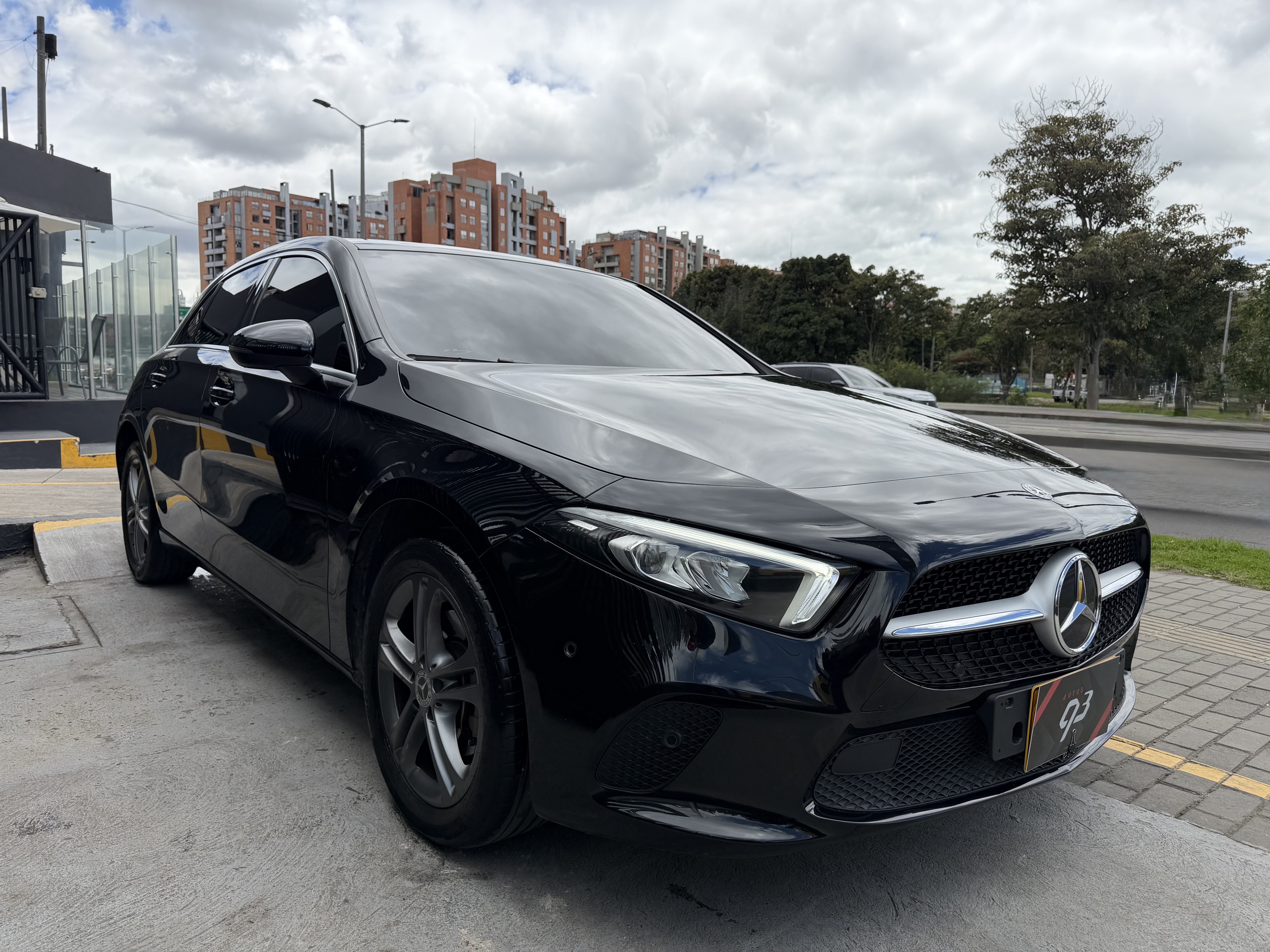 MERCEDES-BENZ A200 HATCHBACK 2020