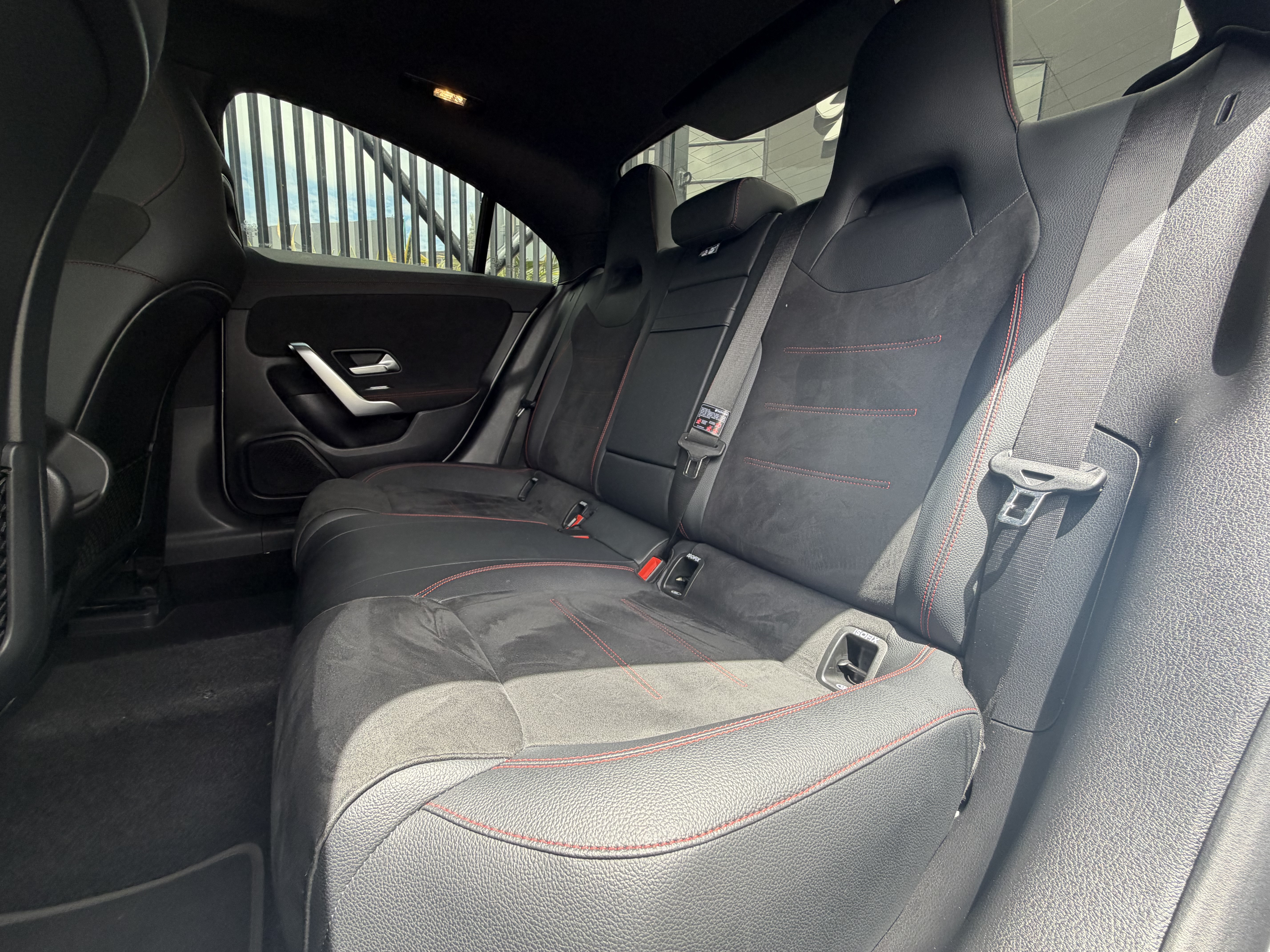 MERCEDES-BENZ CLA250 4MATIC MHEV 2026