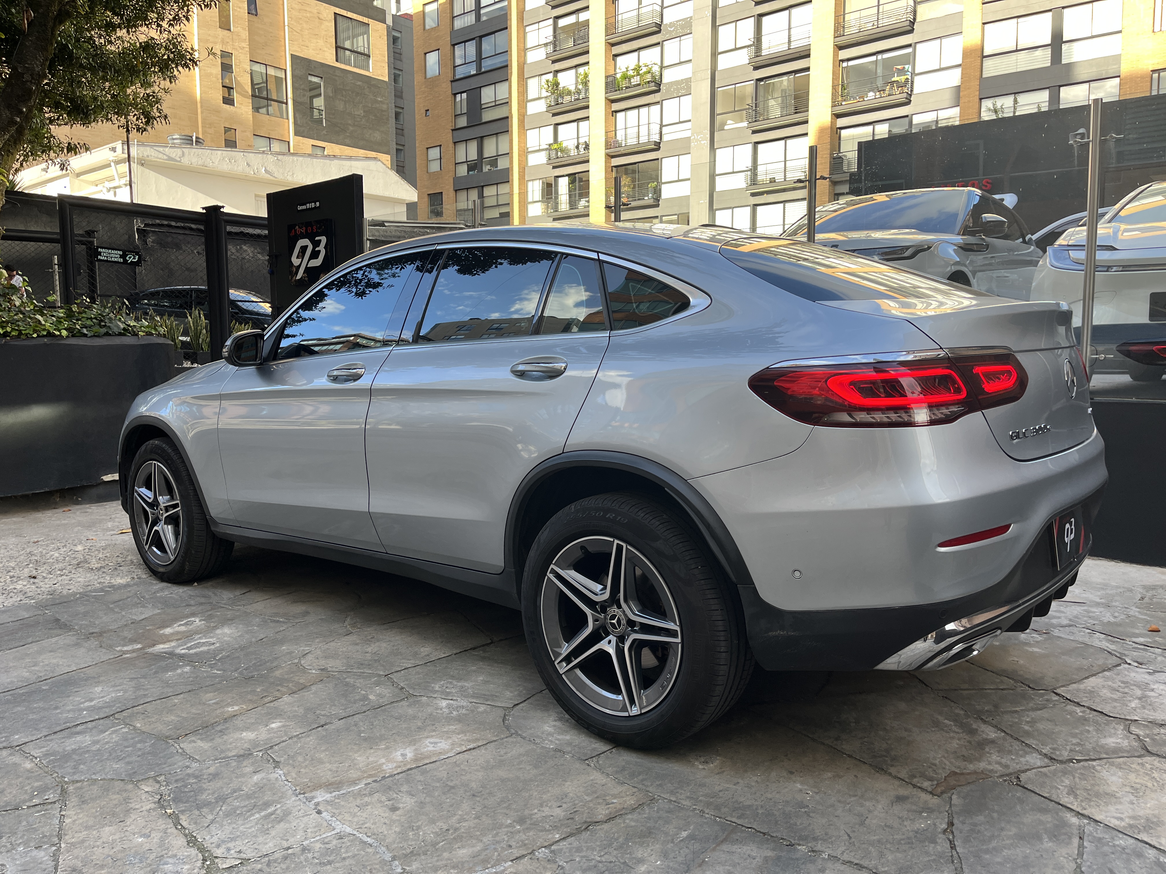 MERCEDES-BENZ GLC300 E 4MATIC 2023
