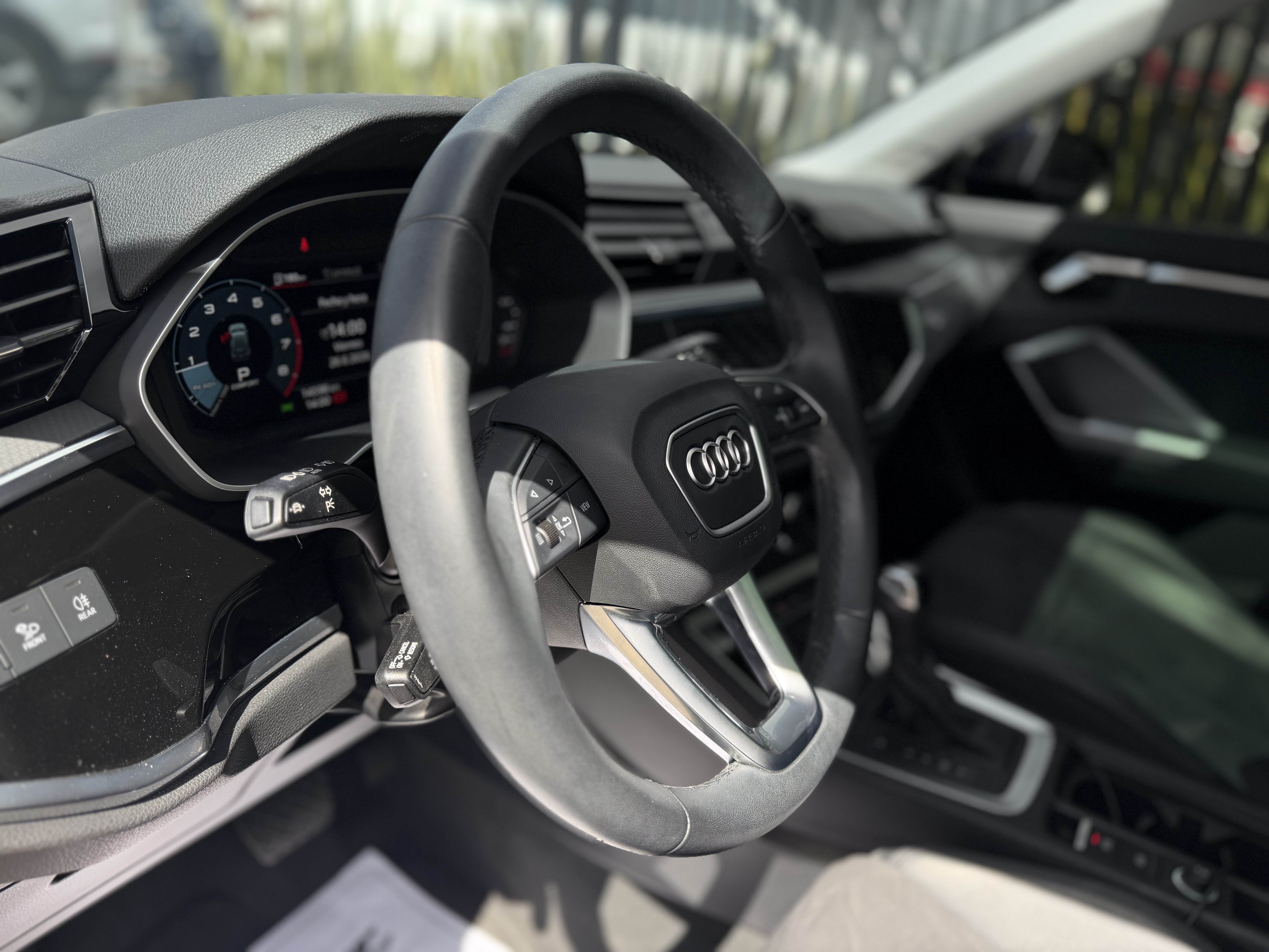 AUDI Q3 2024
