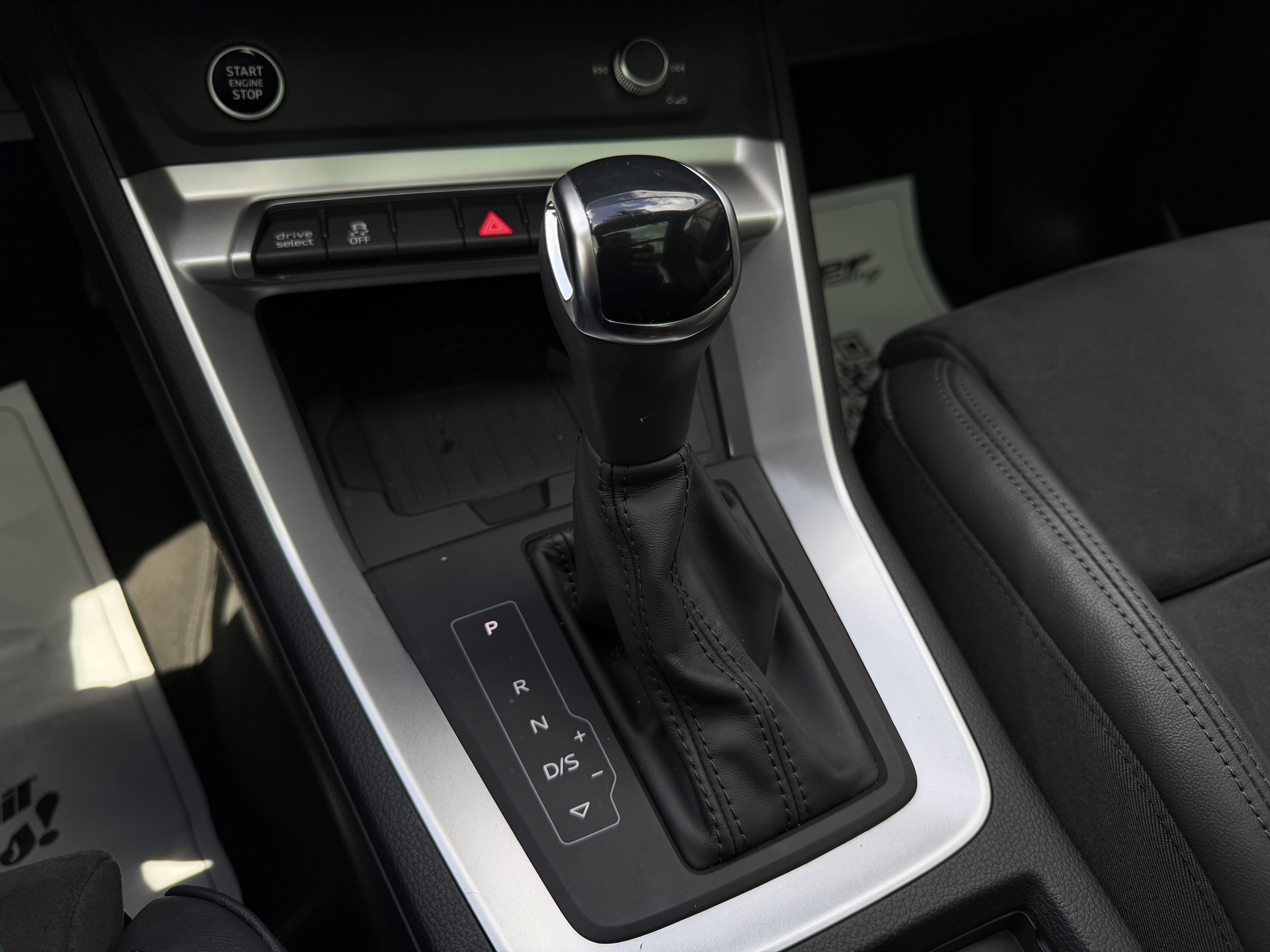 AUDI Q3 2024