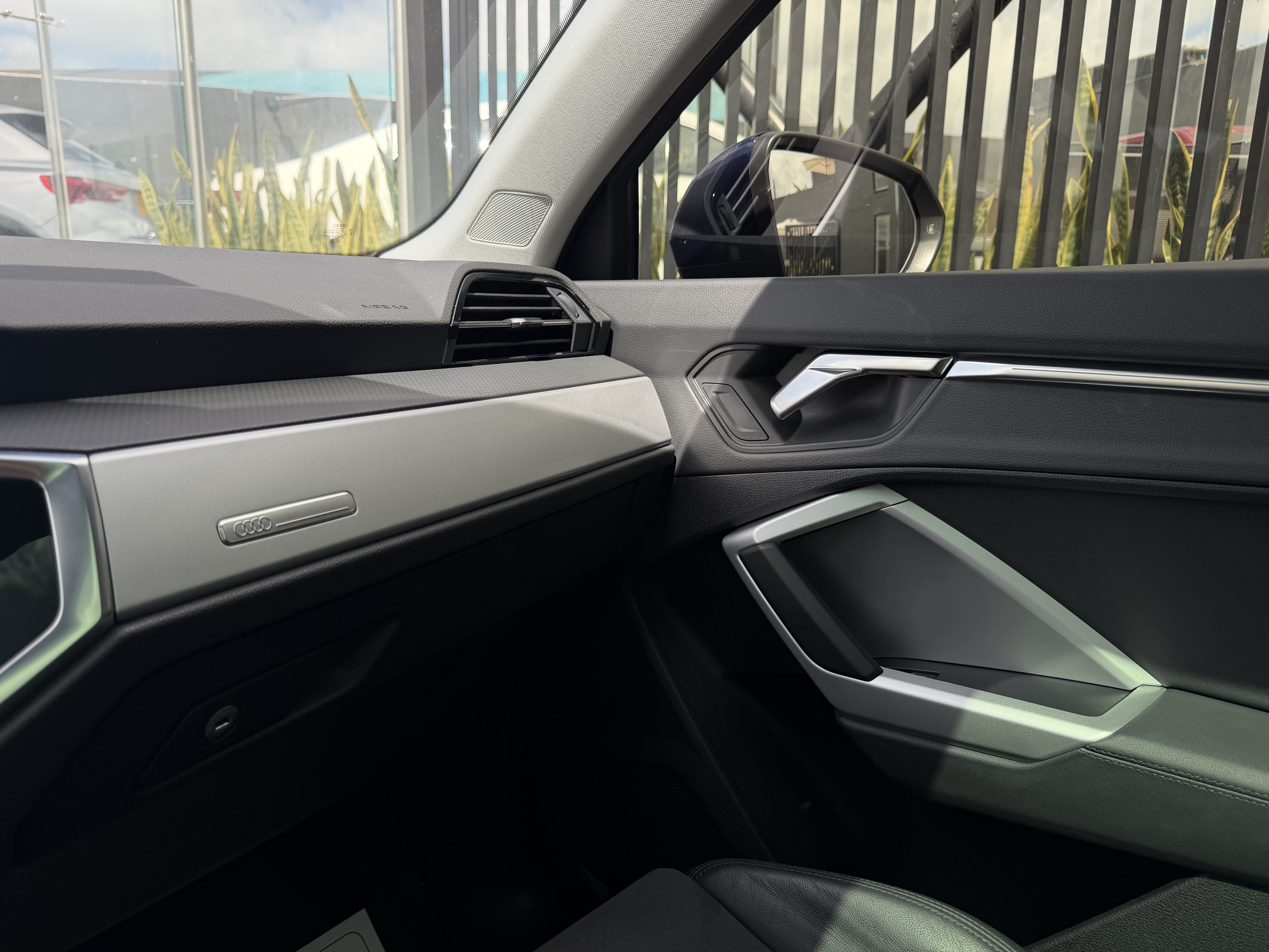 AUDI Q3 2024