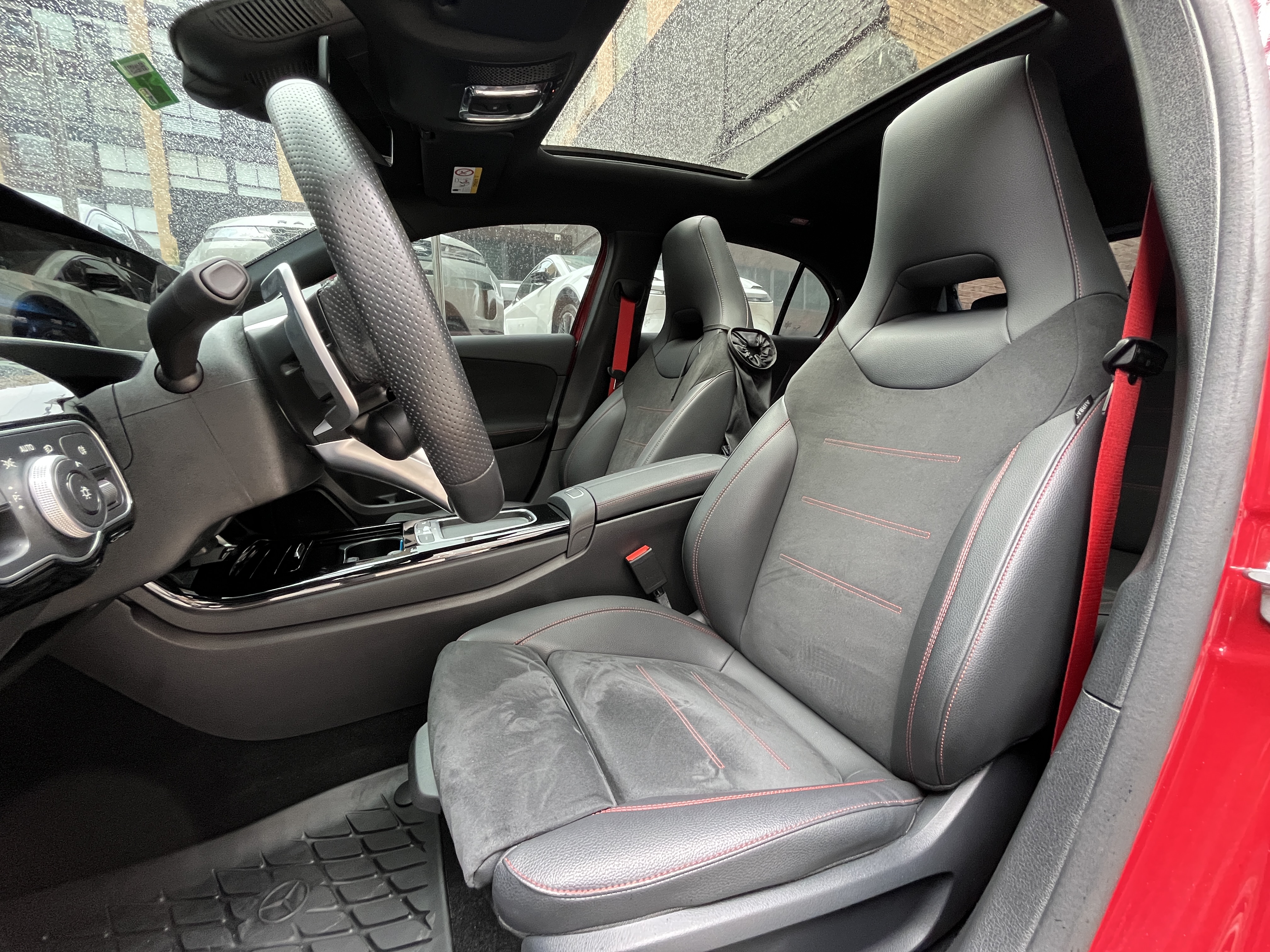 MERCEDES-BENZ A35 2023