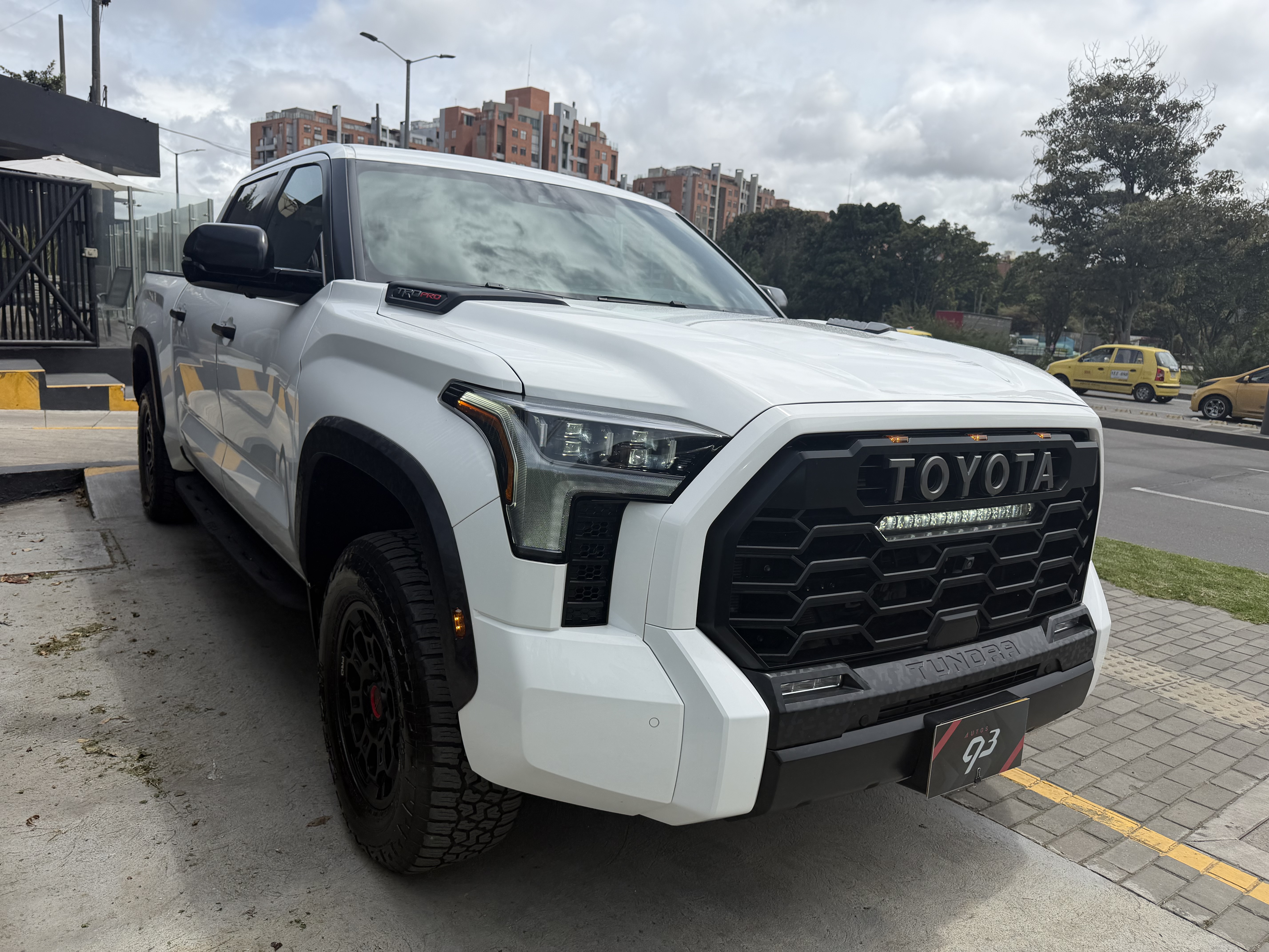 TOYOTA TUNDRA TRD PRO 2024