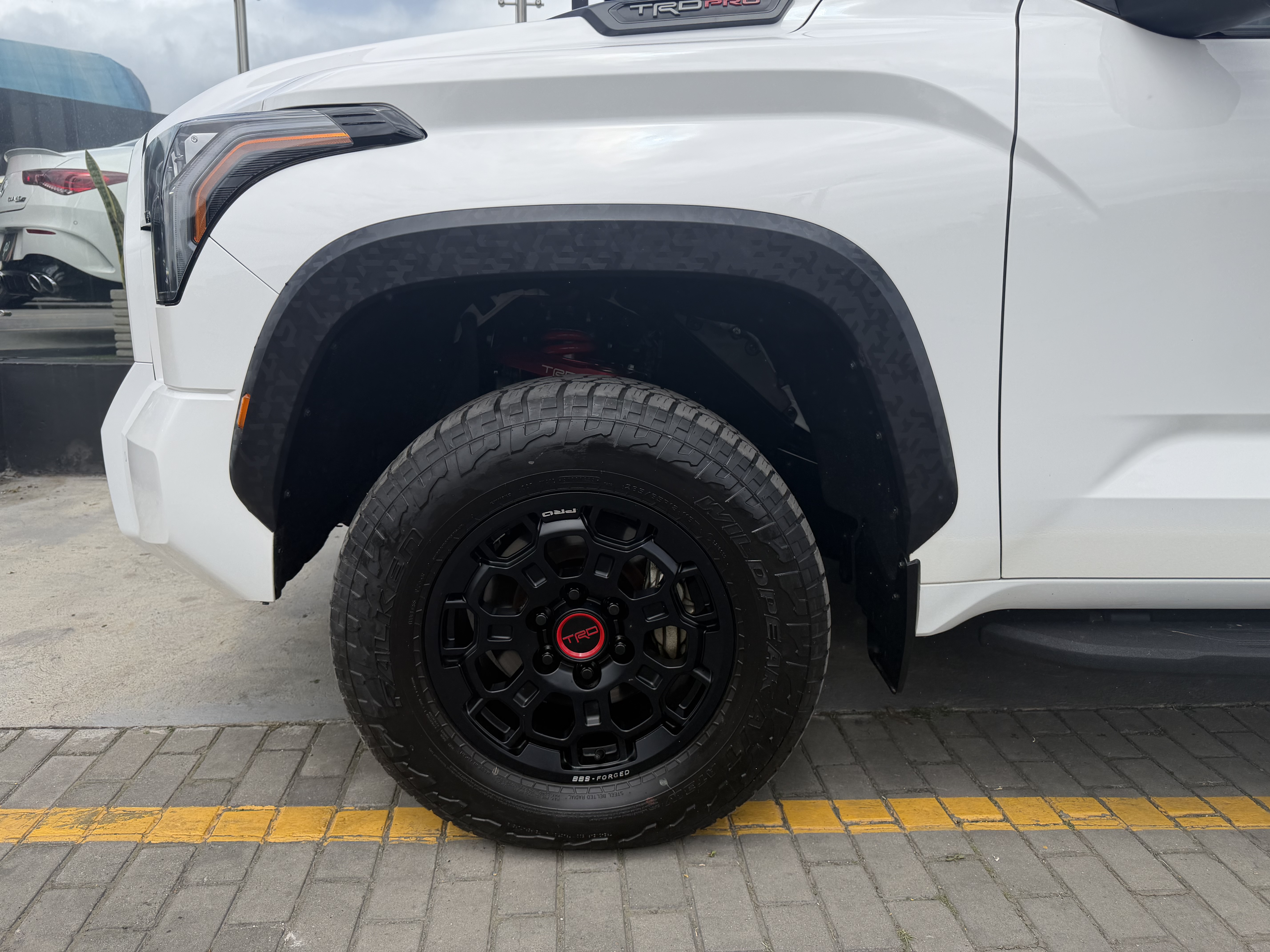 TOYOTA TUNDRA TRD PRO 2024
