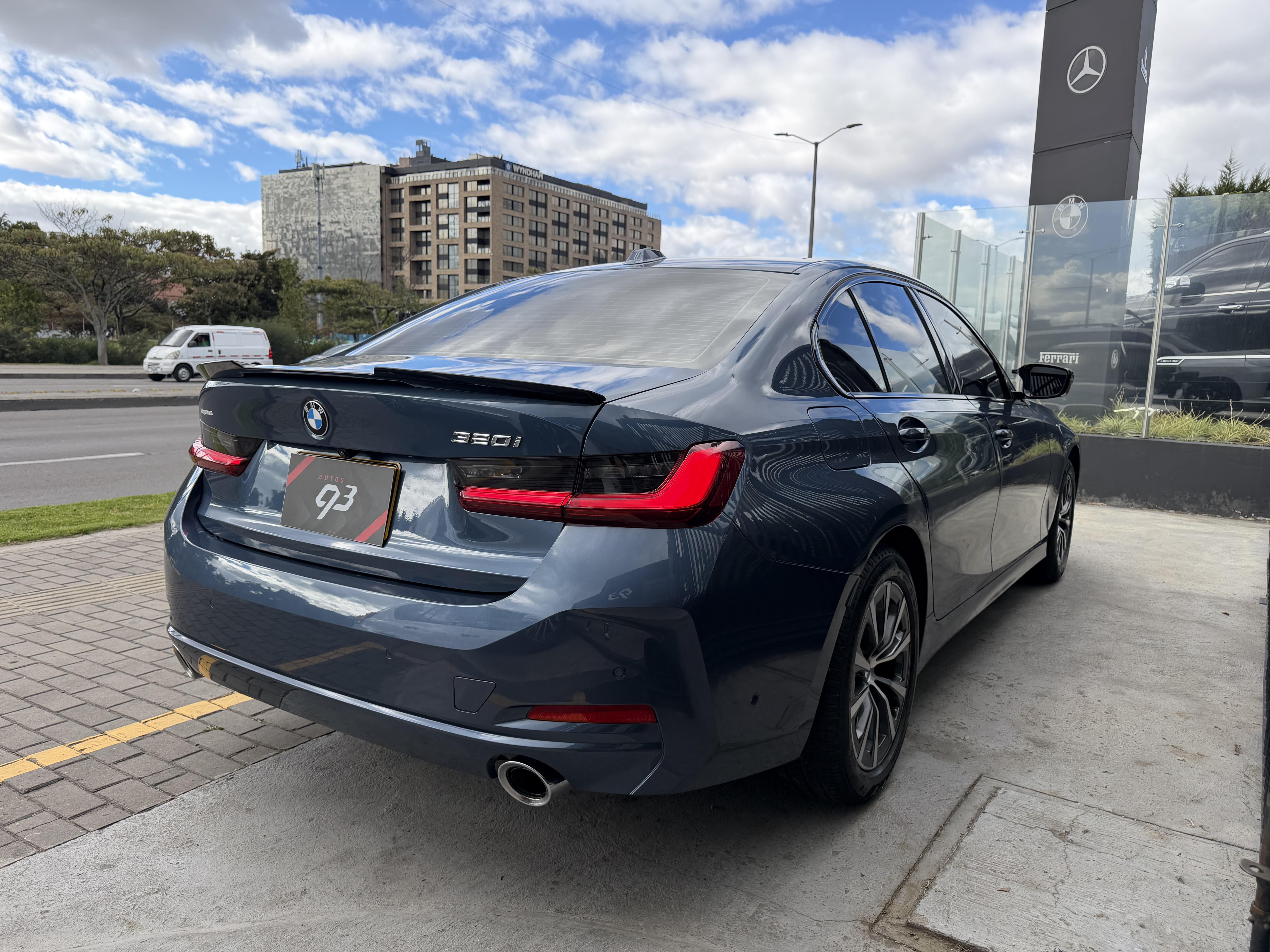 BMW 320I 2025