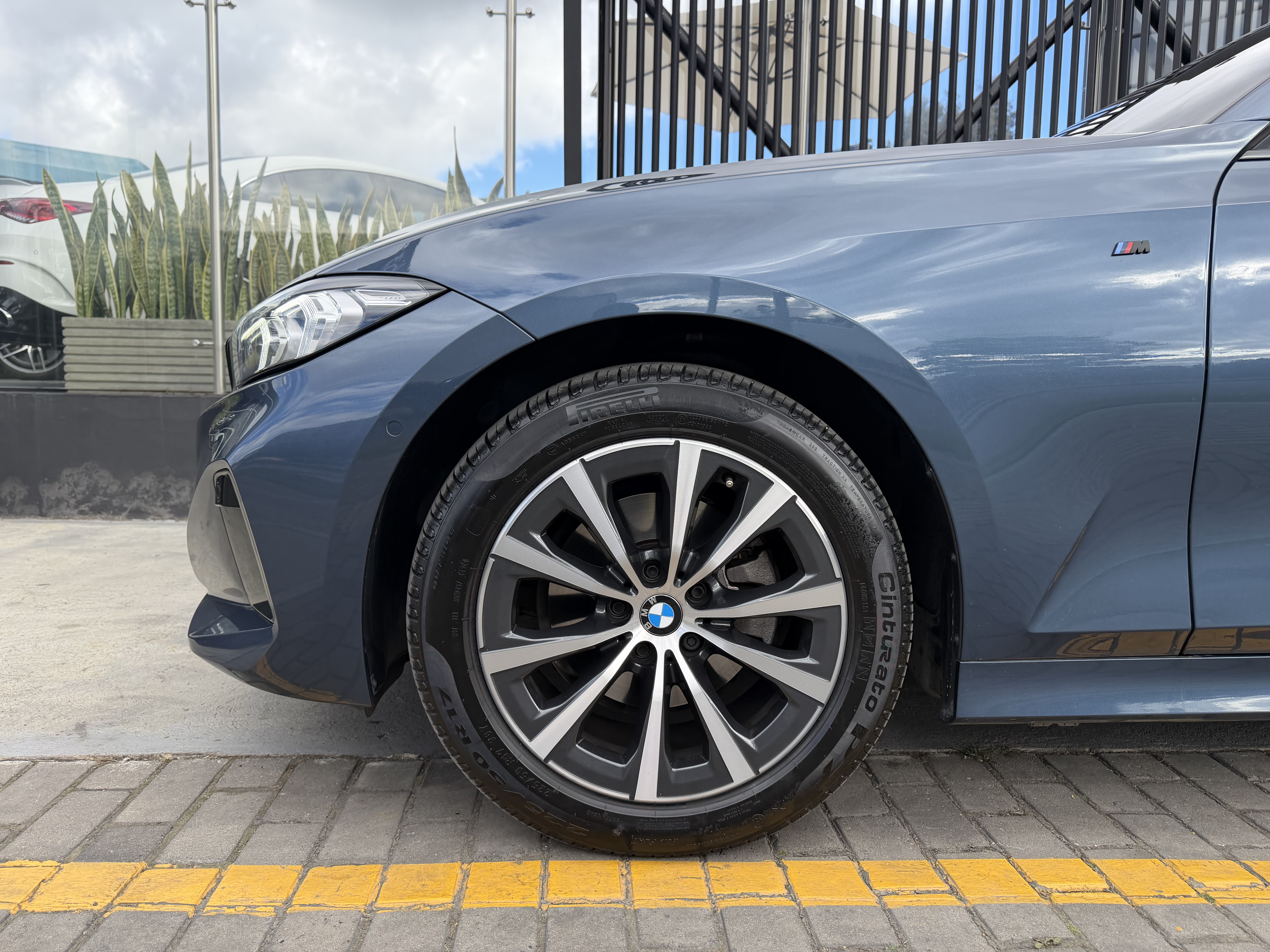 BMW 320I 2025