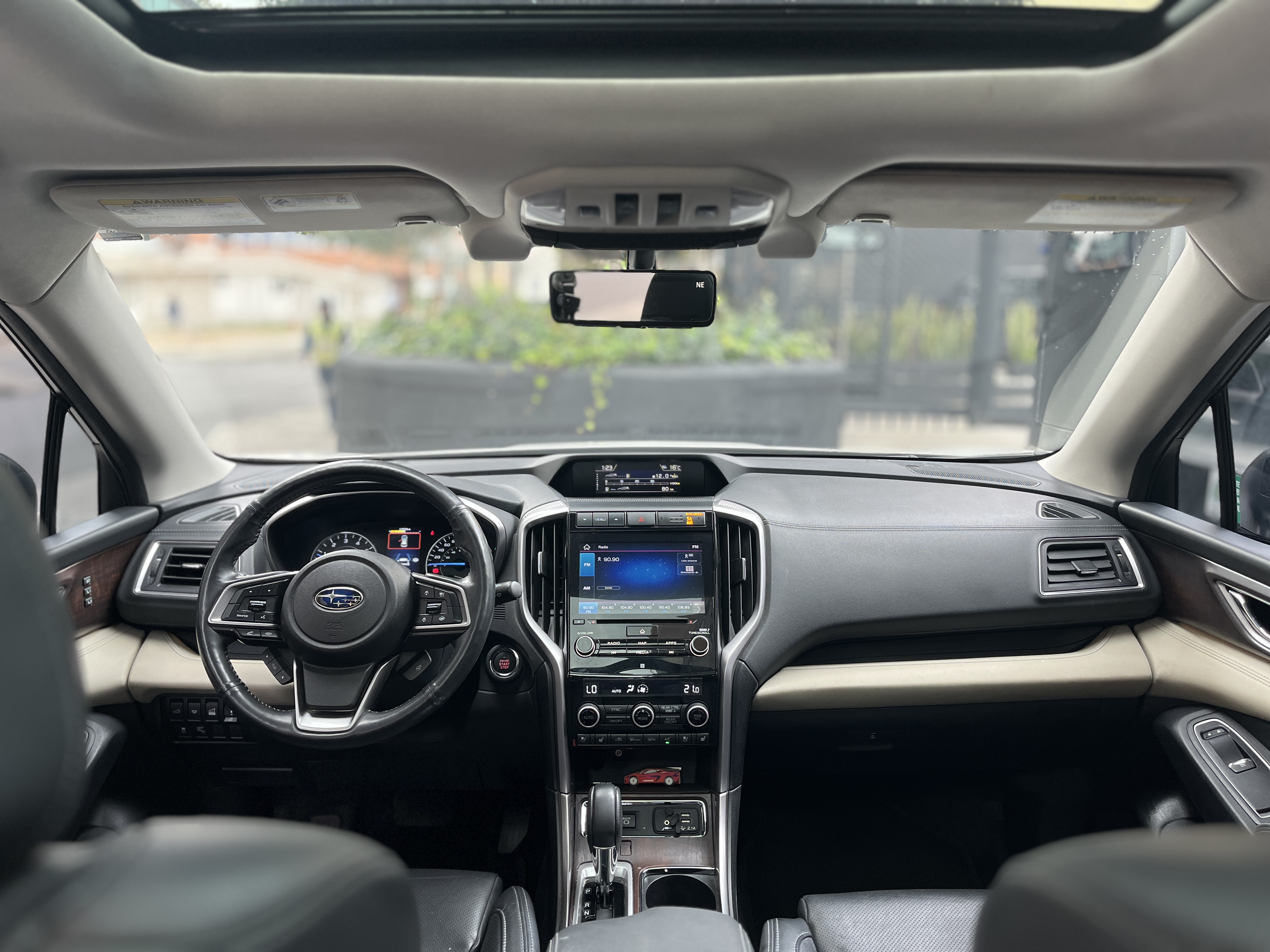 SUBARU EVOLTIS TOURING 2022