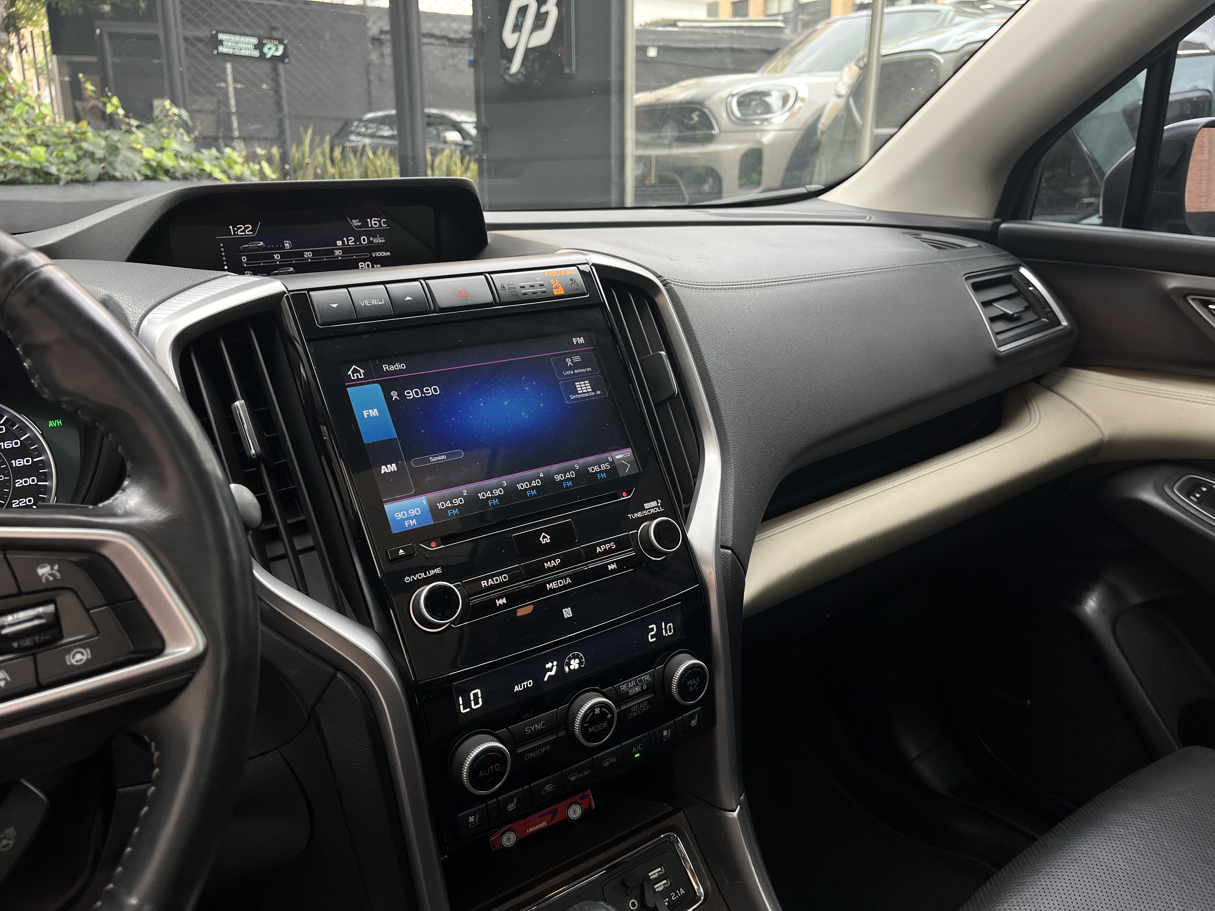 SUBARU EVOLTIS TOURING 2022