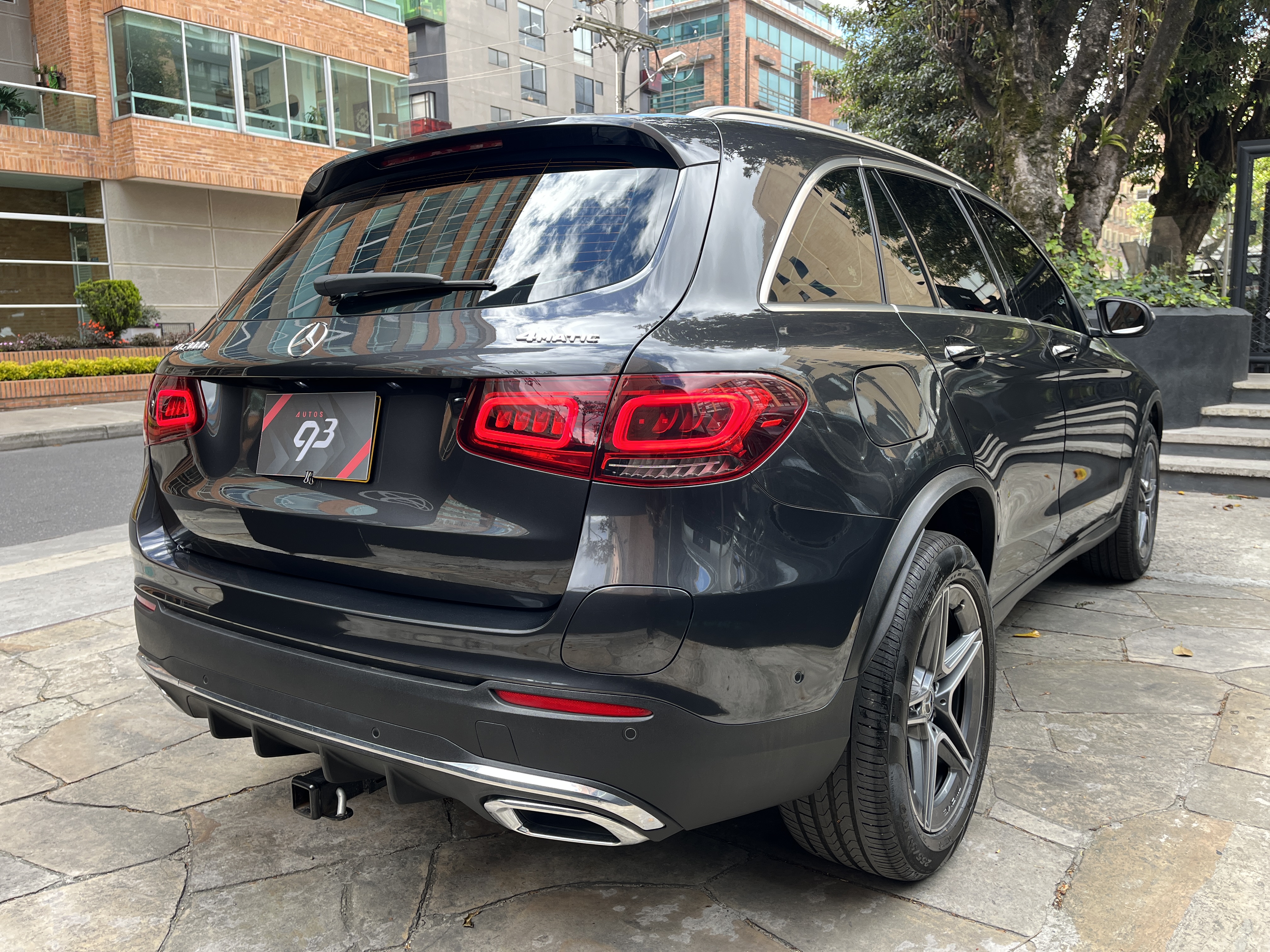 MERCEDES-BENZ GLC300 E 4MATIC 2022