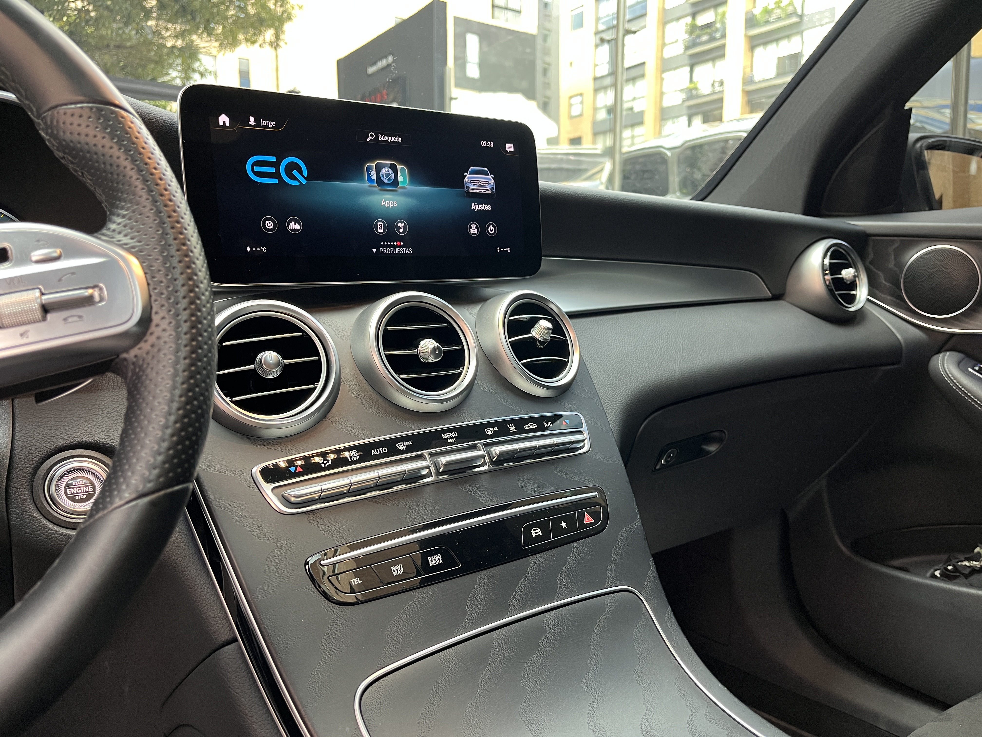 MERCEDES-BENZ GLC300 E 4MATIC 2022
