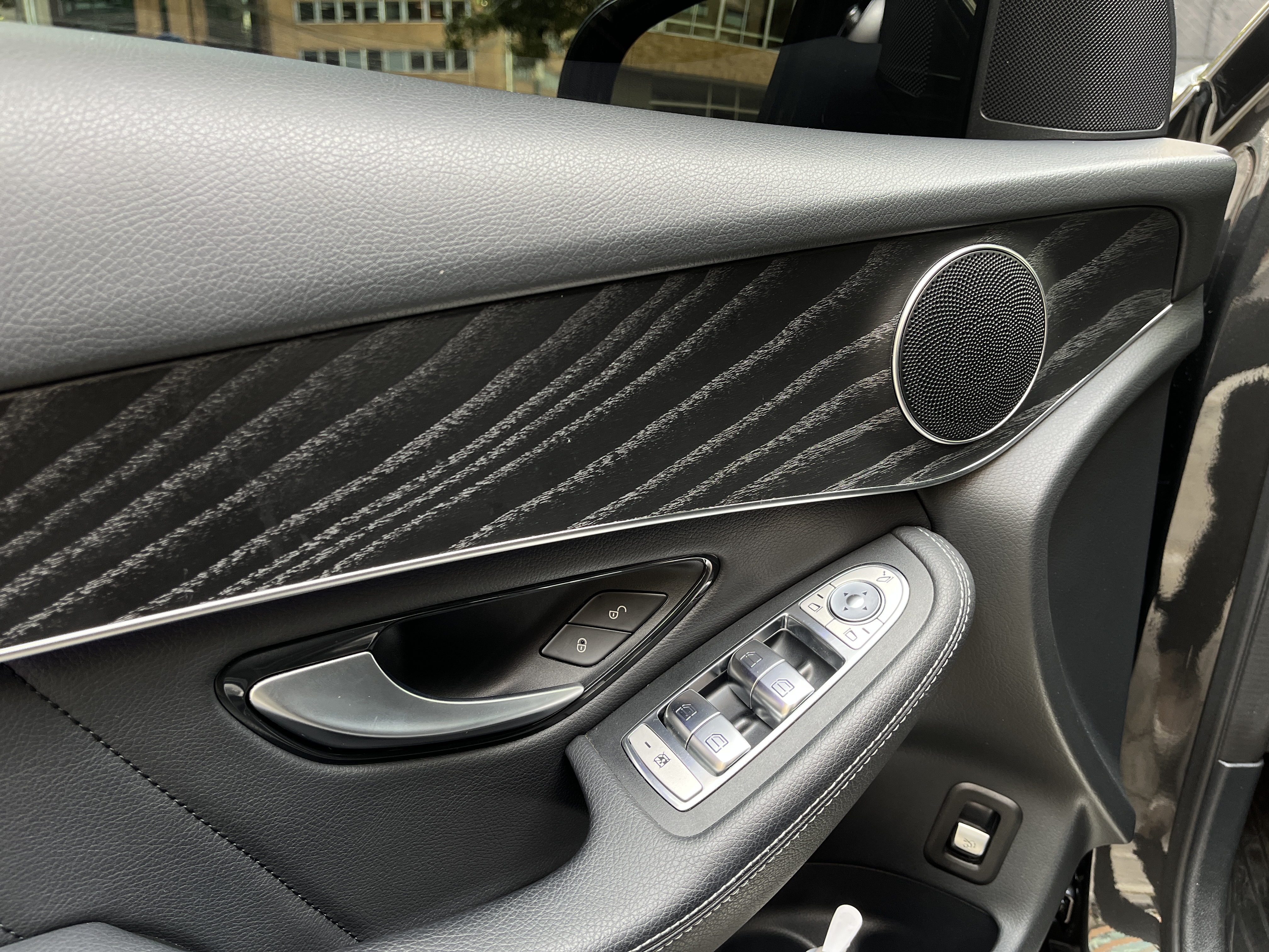 MERCEDES-BENZ GLC300 E 4MATIC 2022