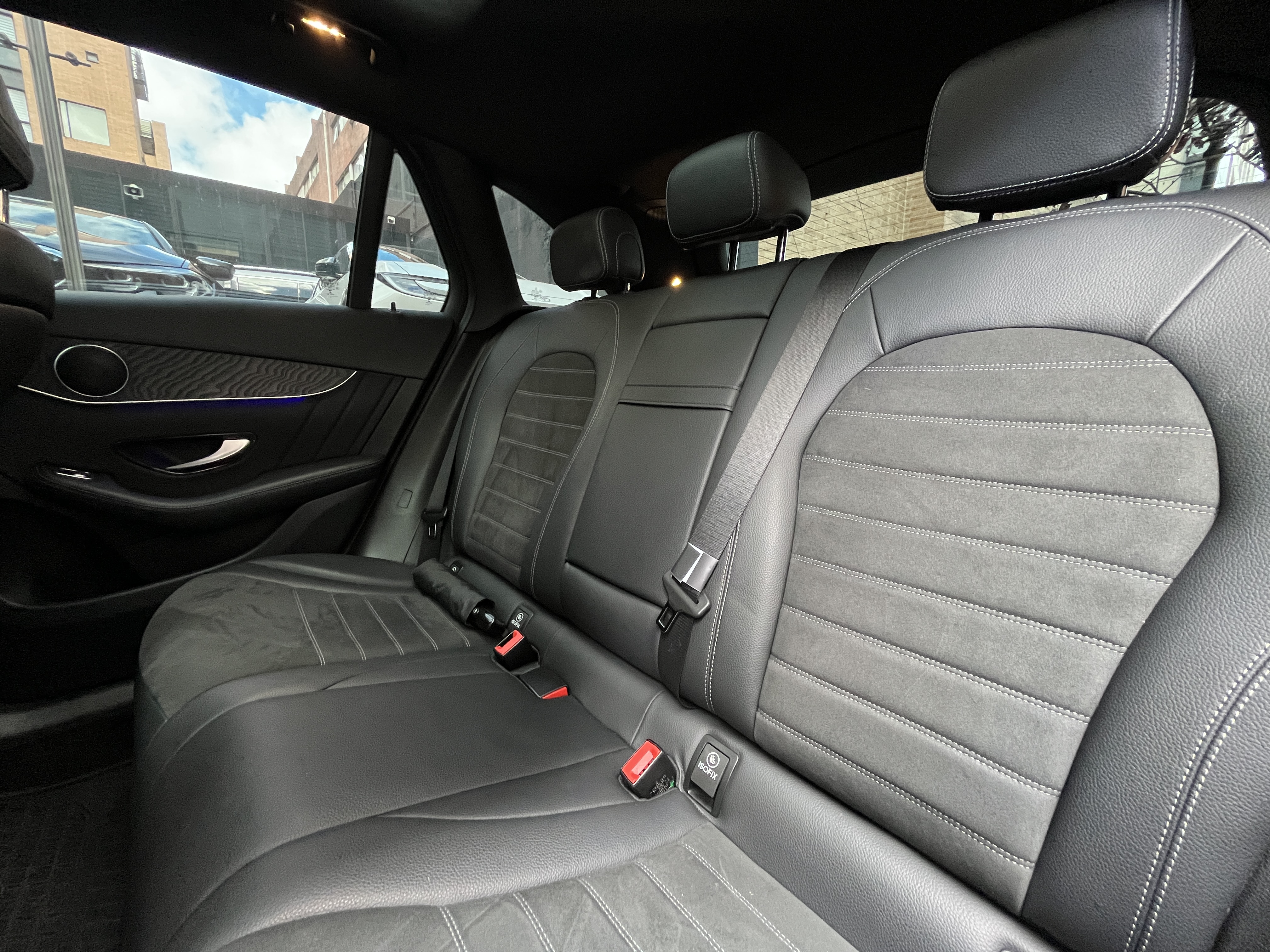 MERCEDES-BENZ GLC300 E 4MATIC 2022