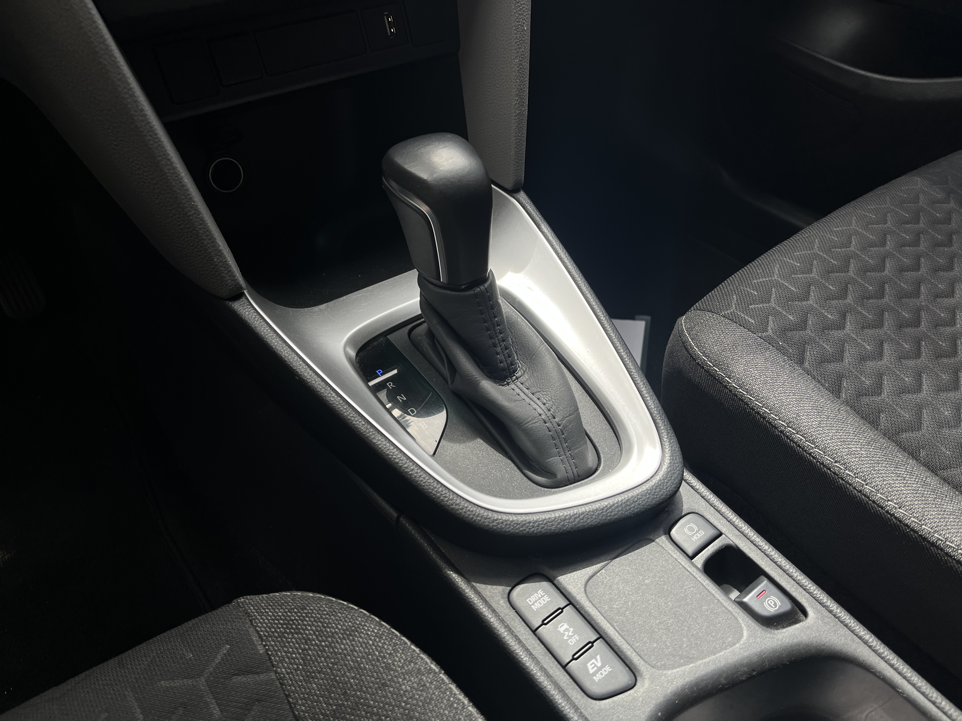TOYOTA YARIS CROSS 2022