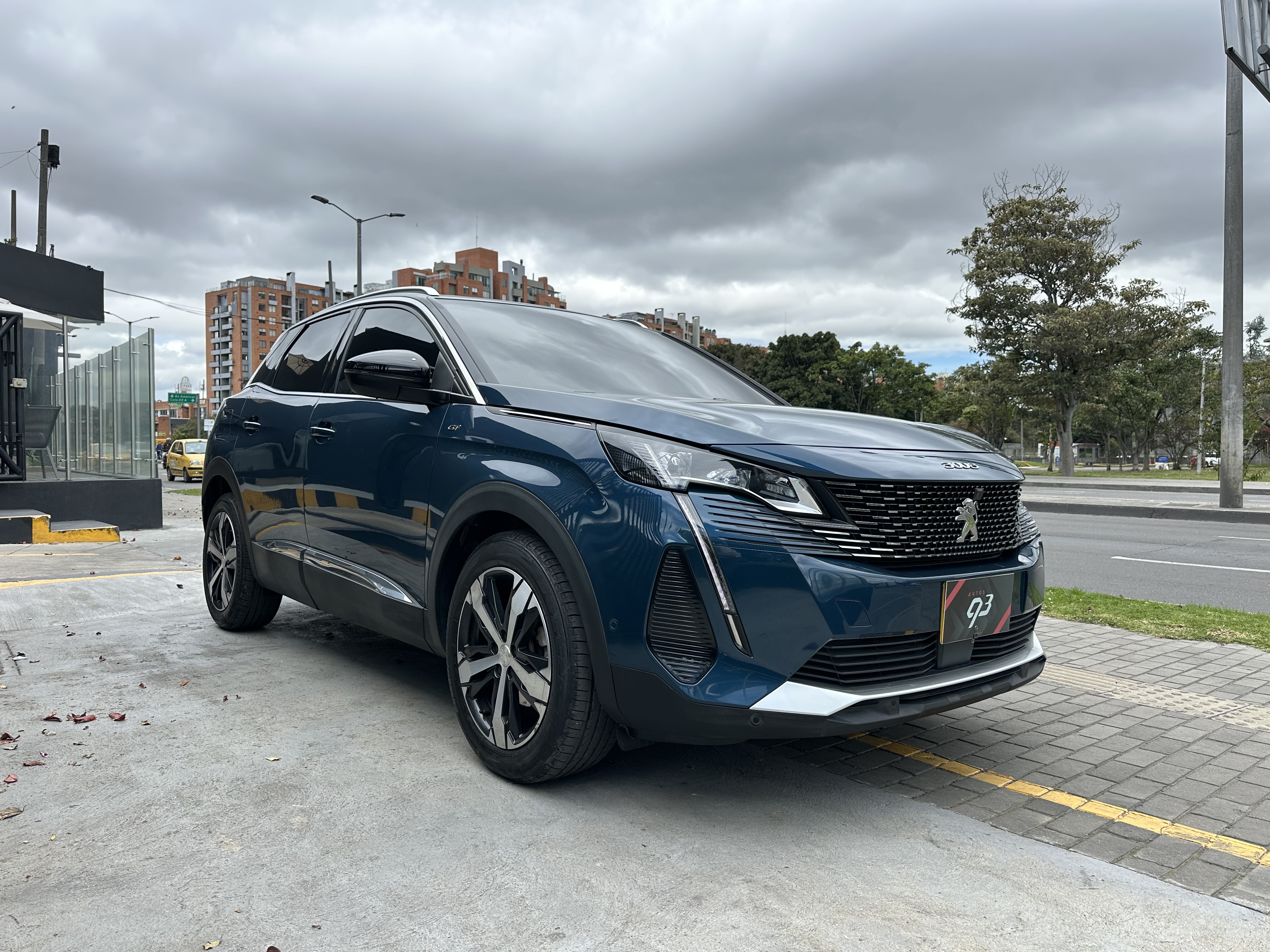 PEUGEOT 3008 1600 2023