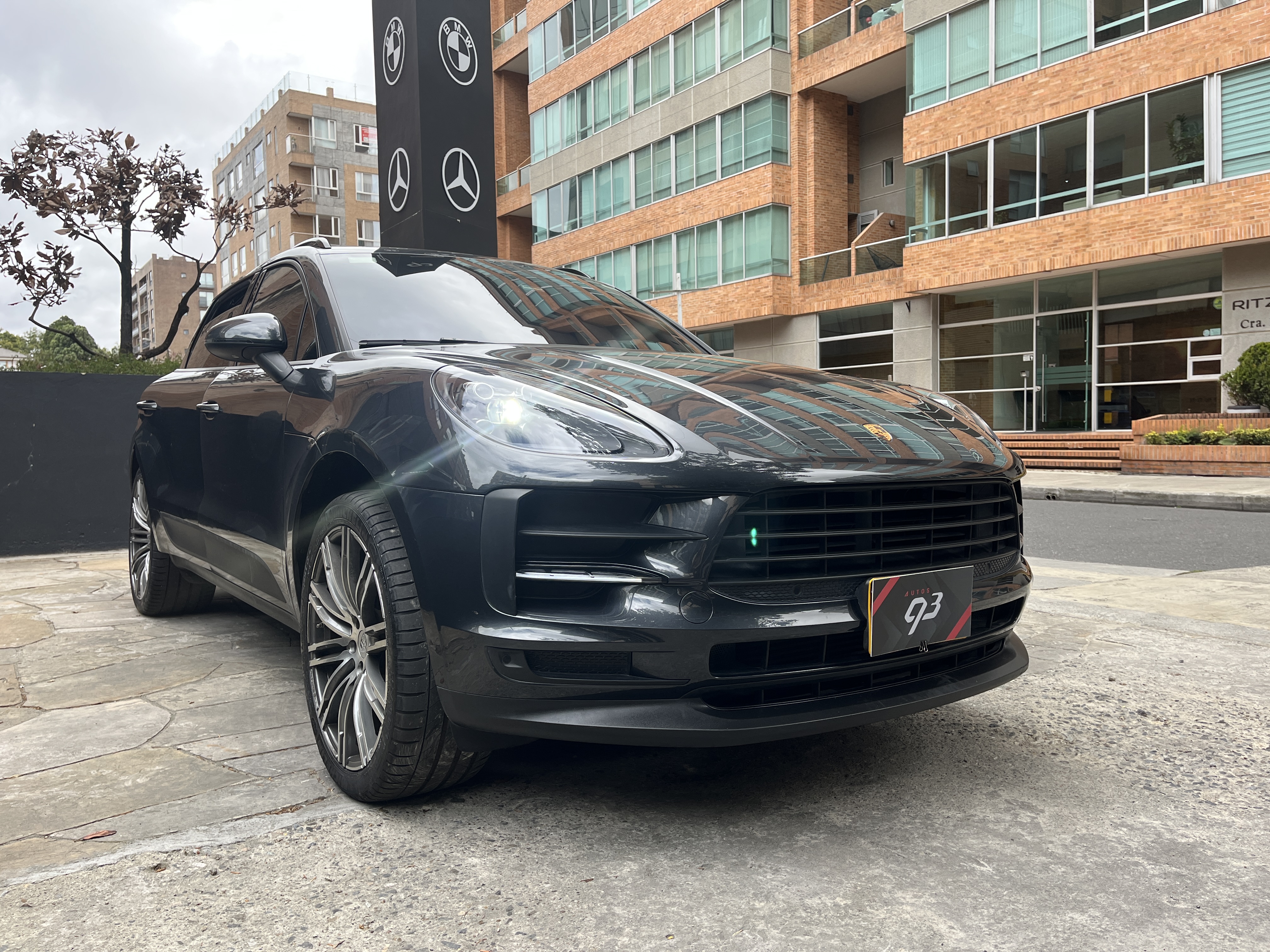 PORSCHE MACAN 2021