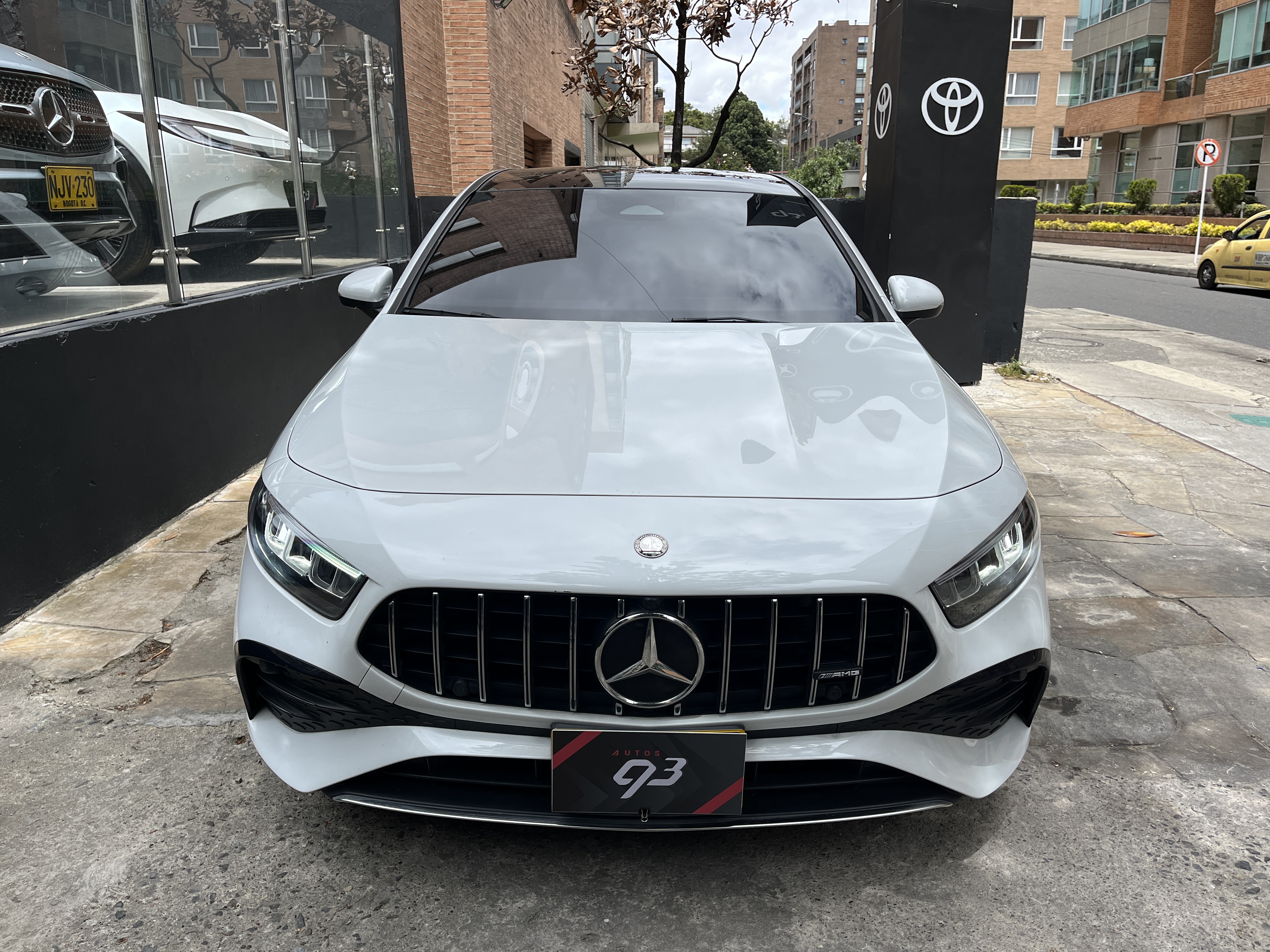 MERCEDES-BENZ A35 2023