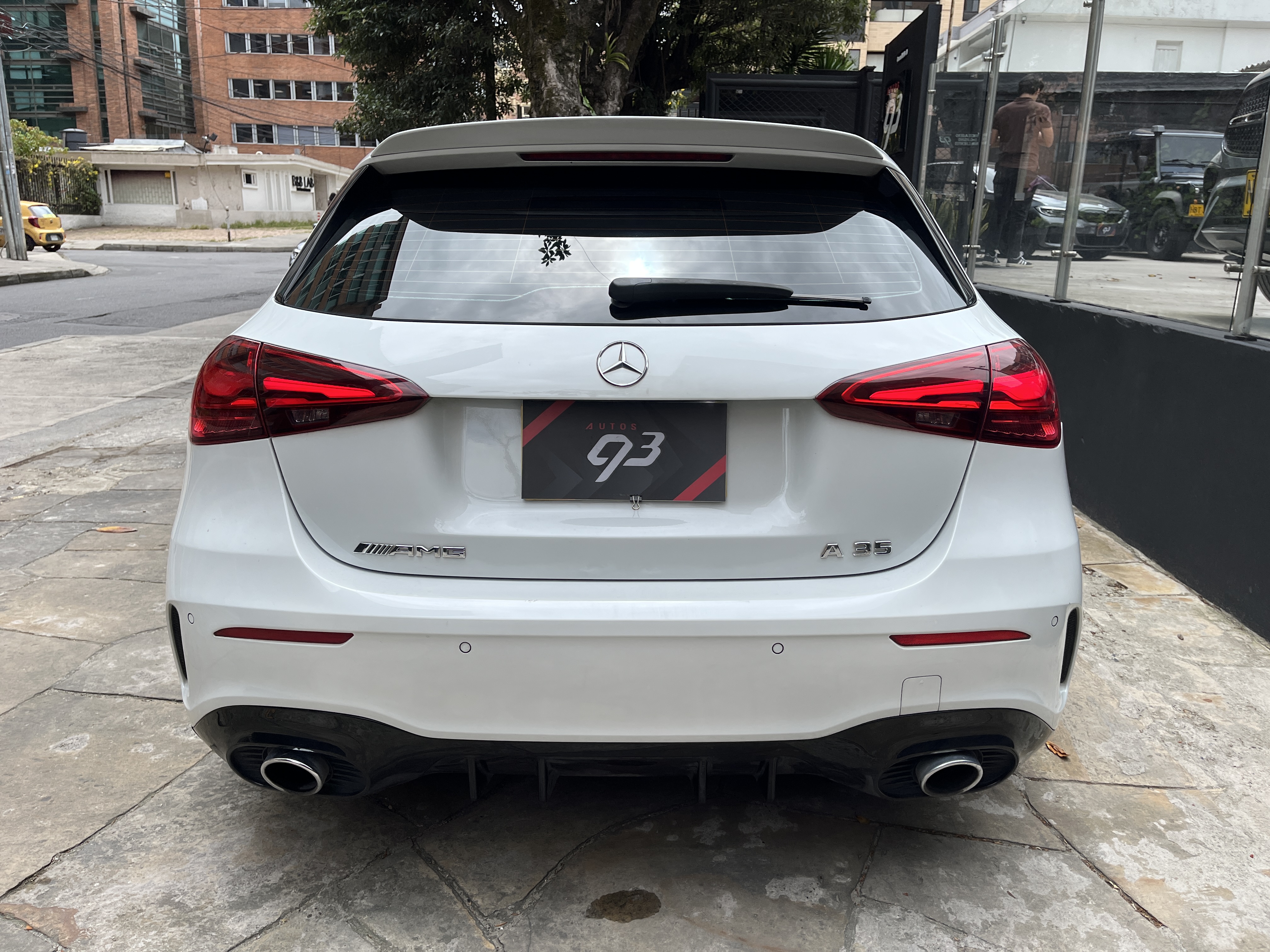 MERCEDES-BENZ A35 2023