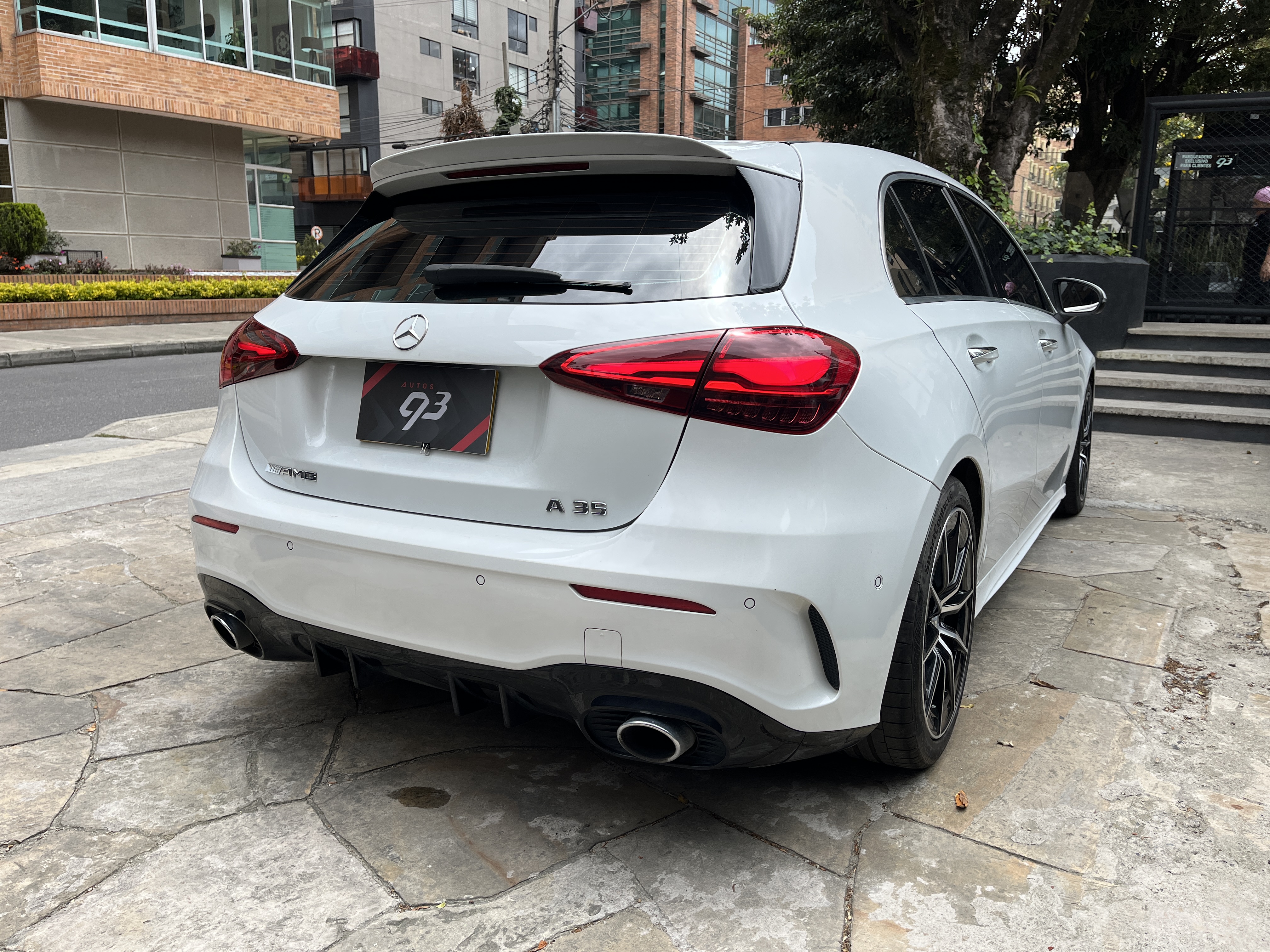MERCEDES-BENZ A35 2023