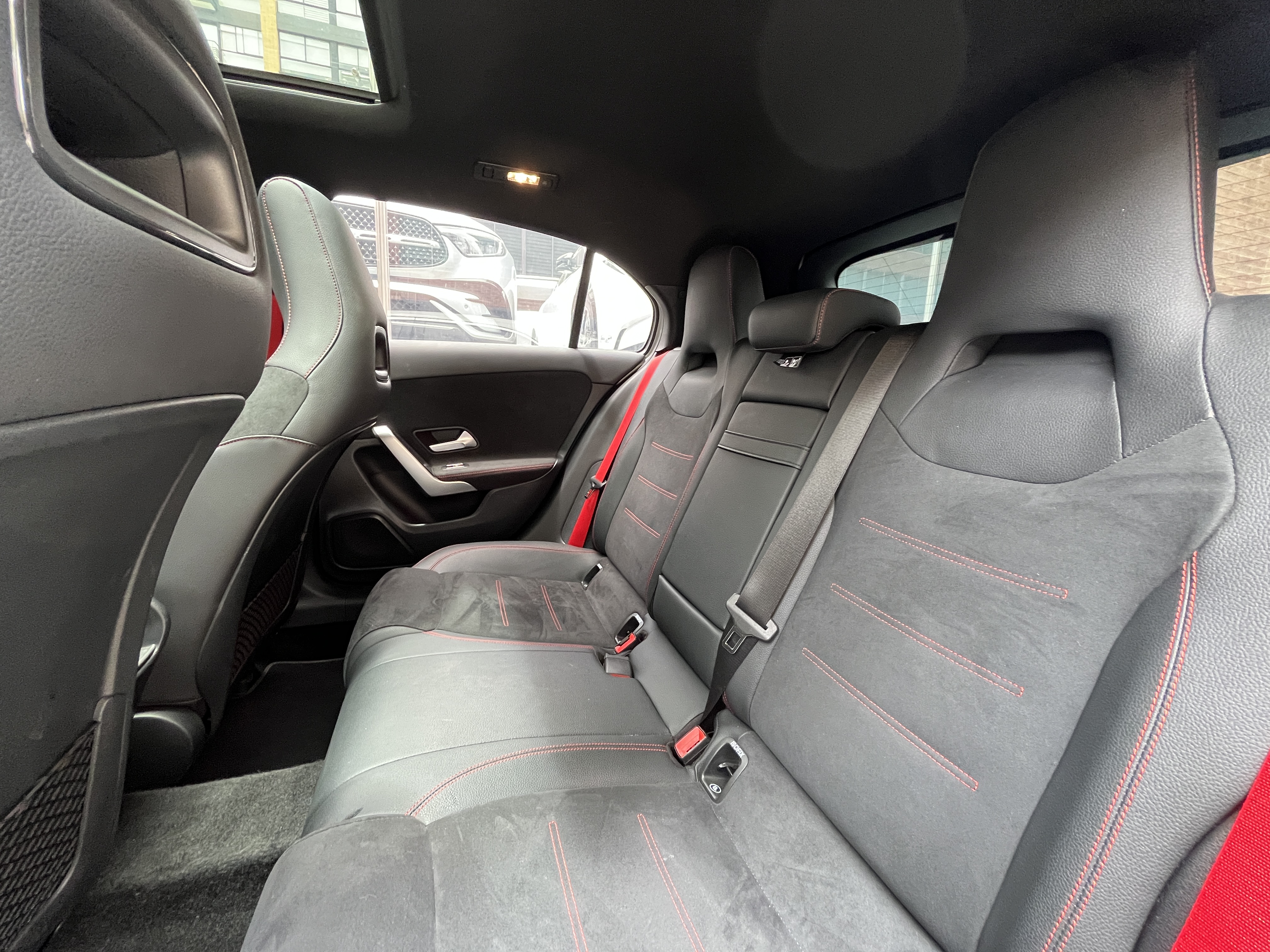 MERCEDES-BENZ A35 2023