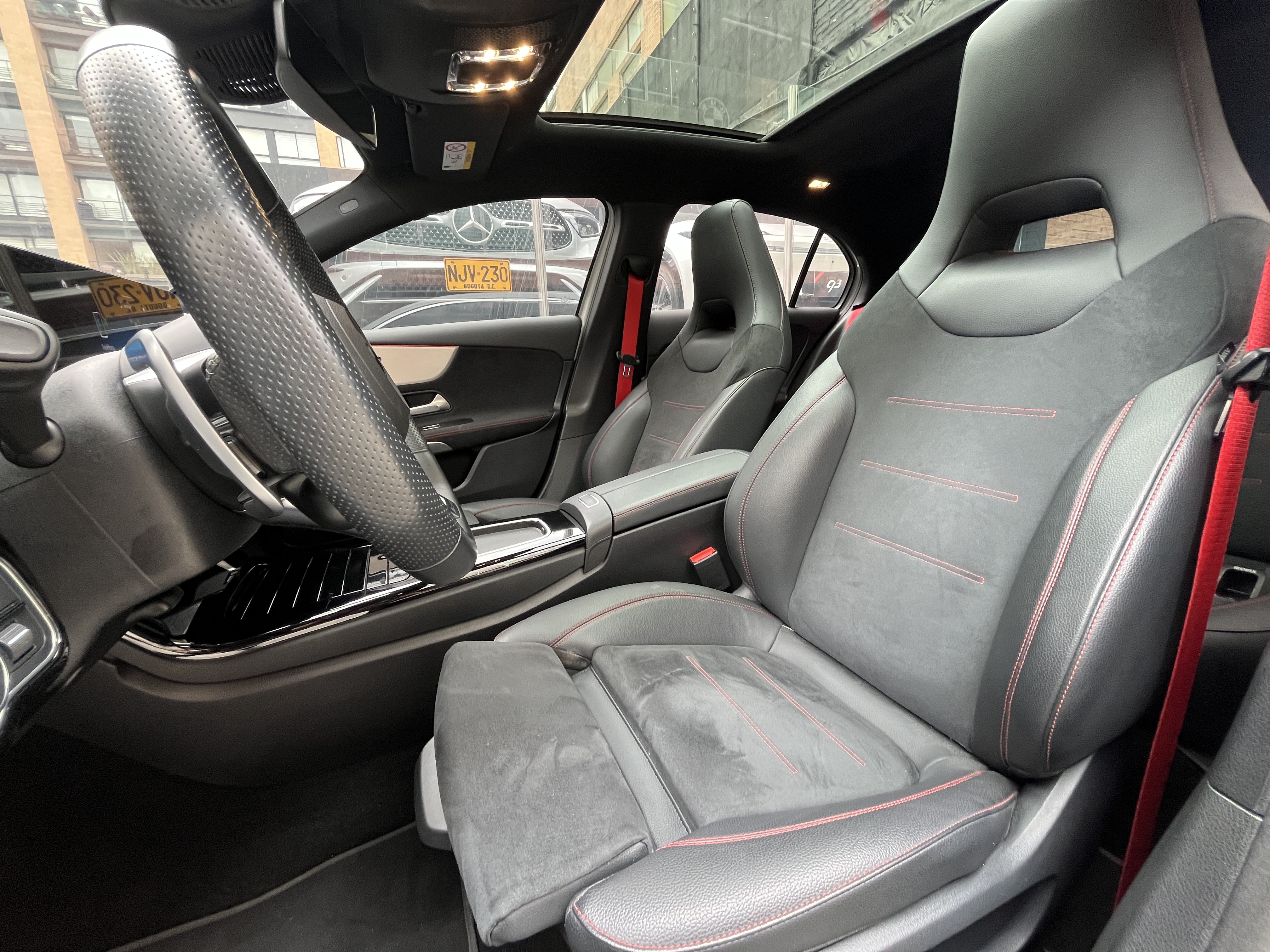 MERCEDES-BENZ A35 2023