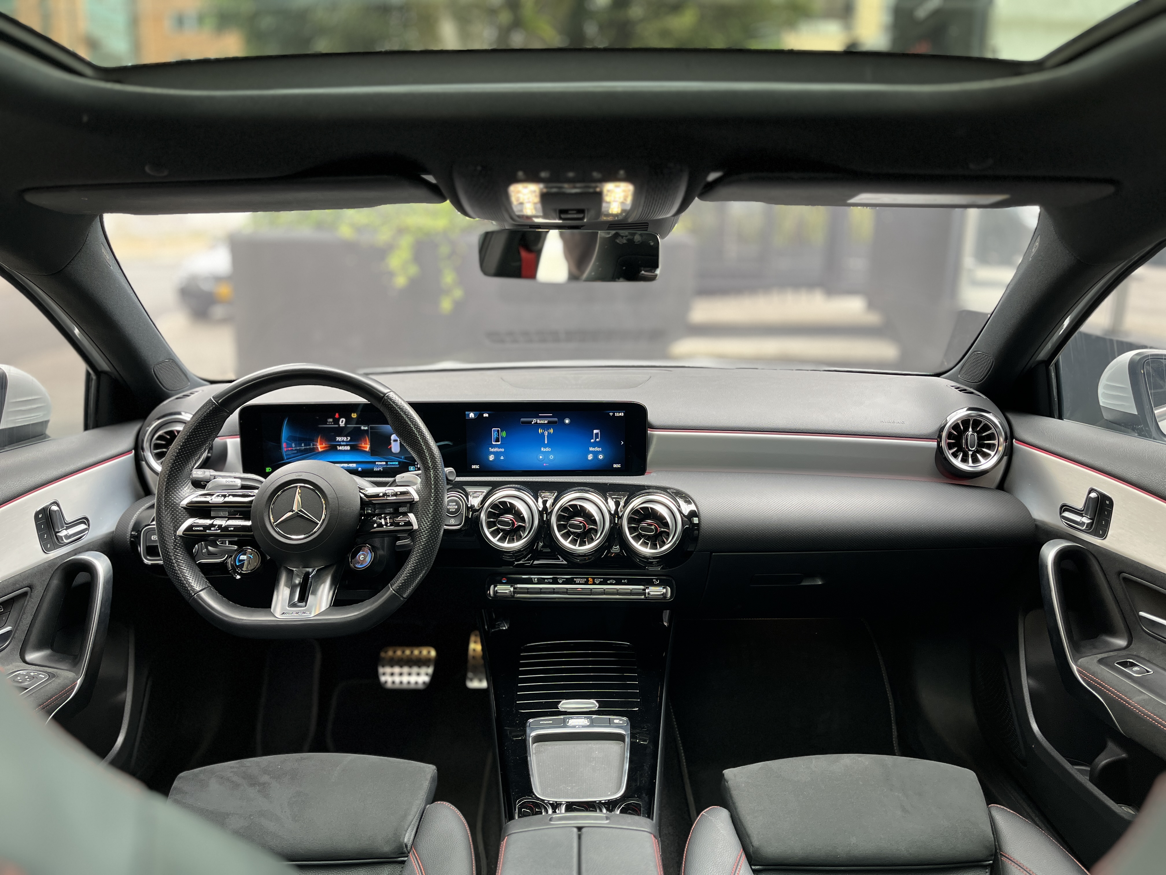 MERCEDES-BENZ A35 2023