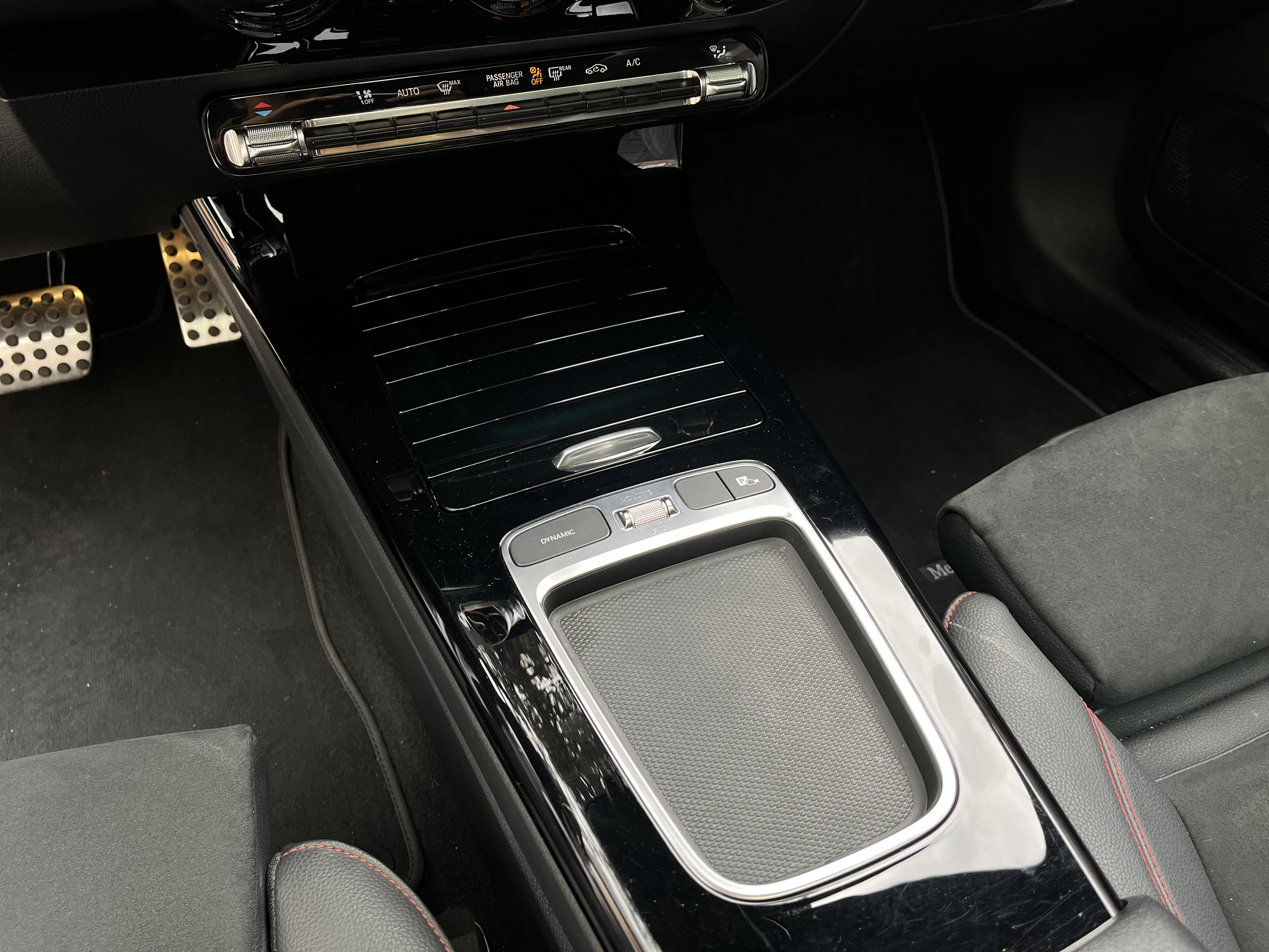 MERCEDES-BENZ A35 2023