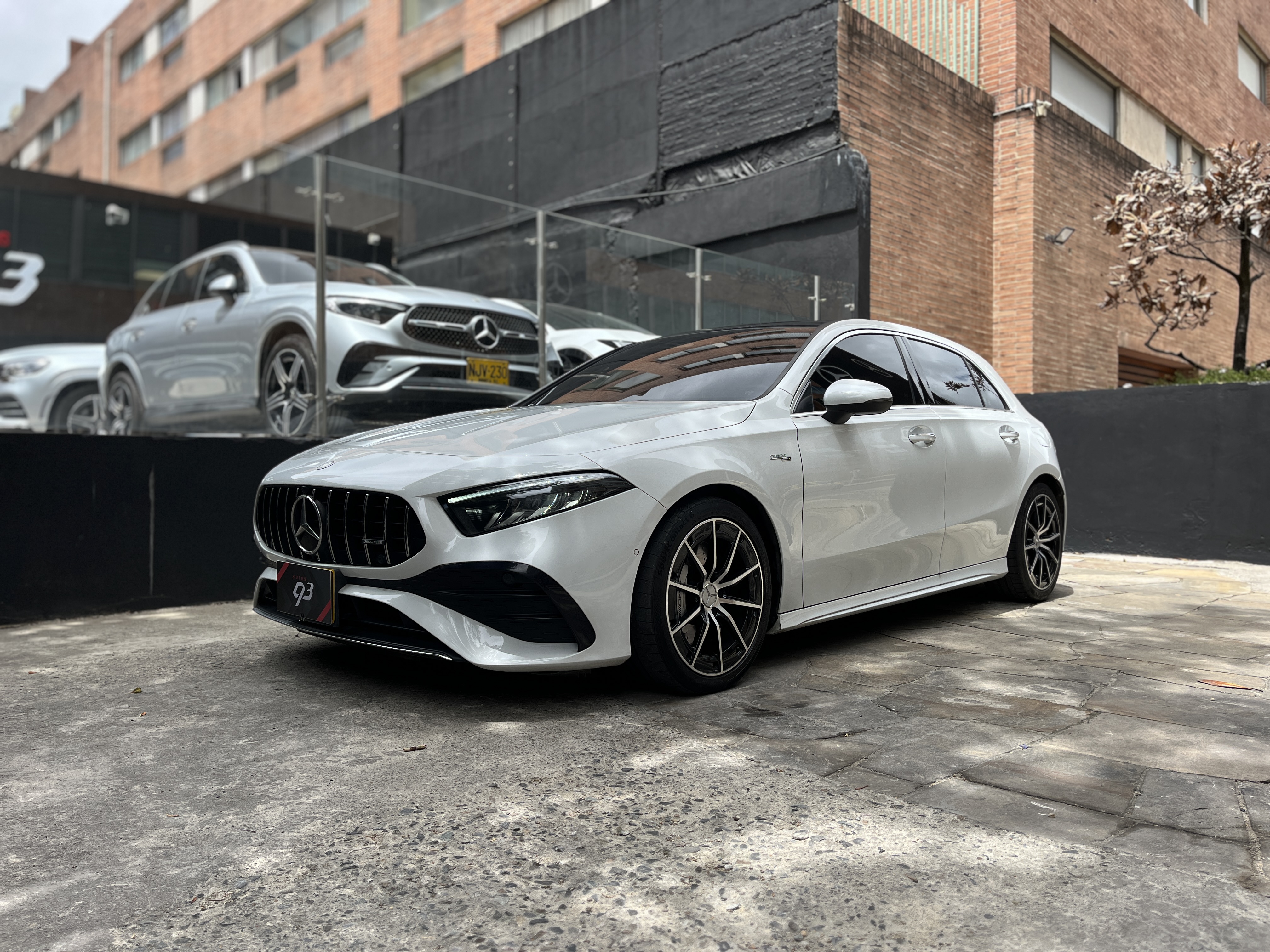 MERCEDES-BENZ A35 2023