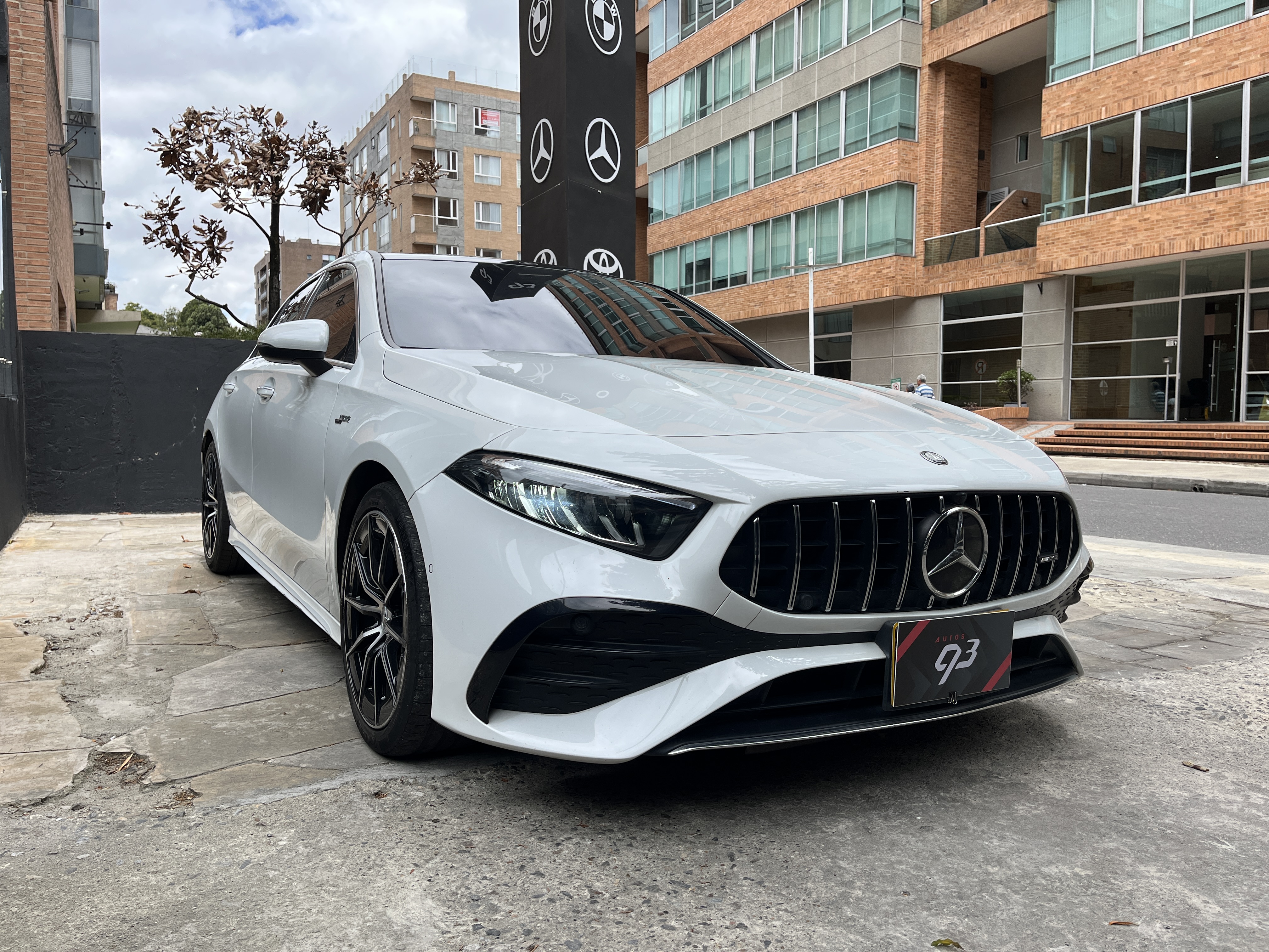 MERCEDES-BENZ A35 2023