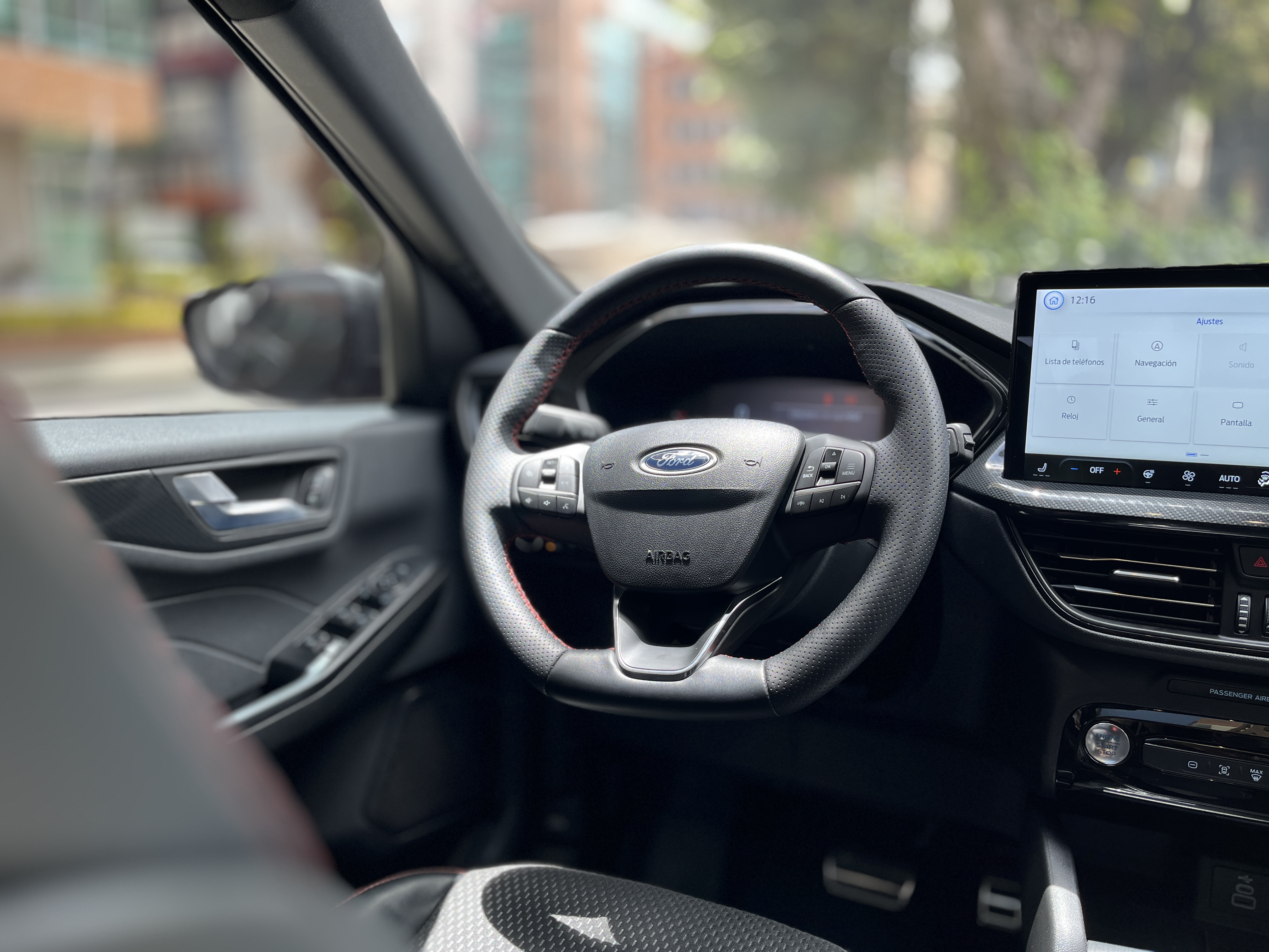 FORD ESCAPE ST LINE 2024