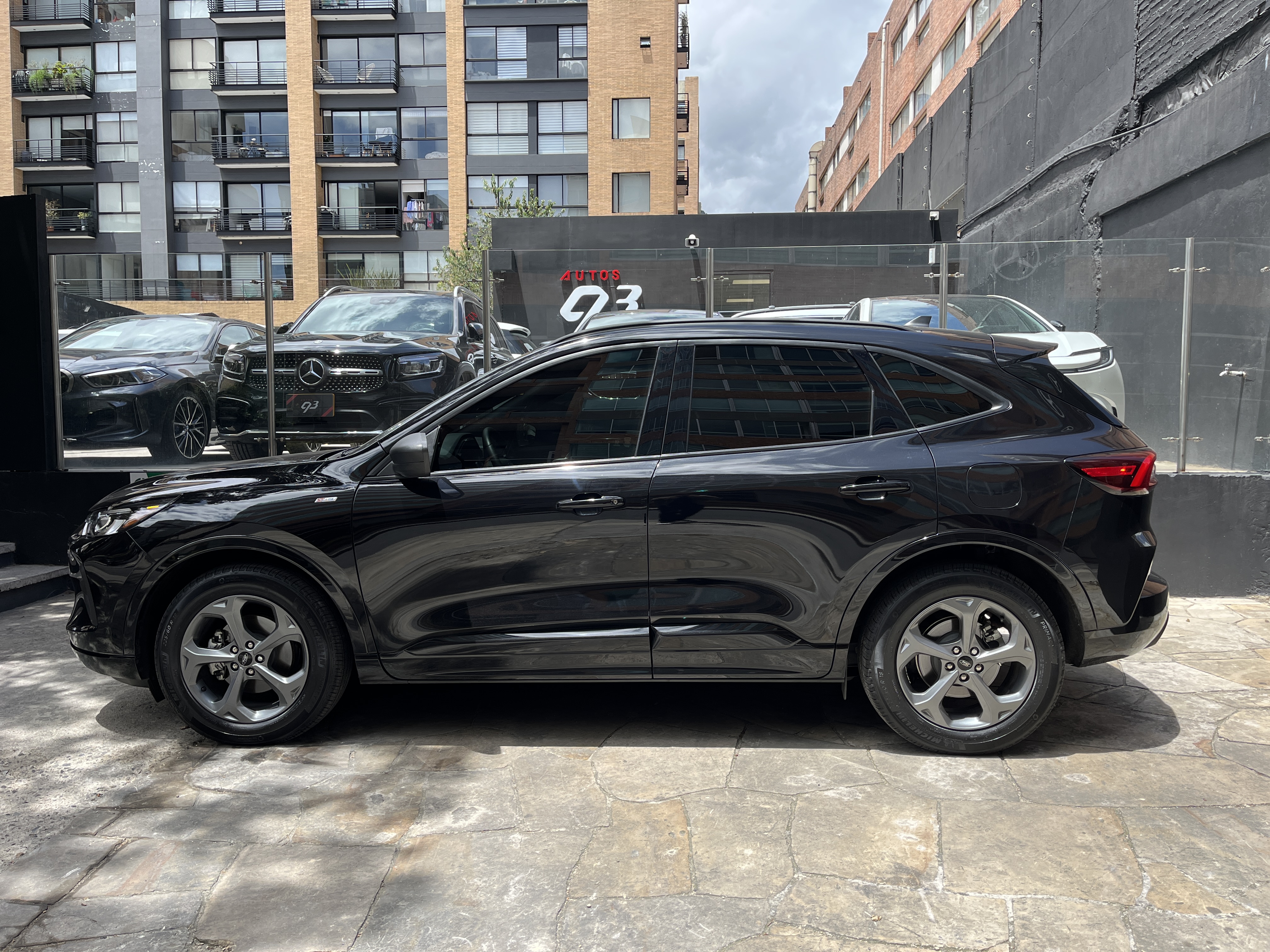 FORD ESCAPE ST LINE 2024