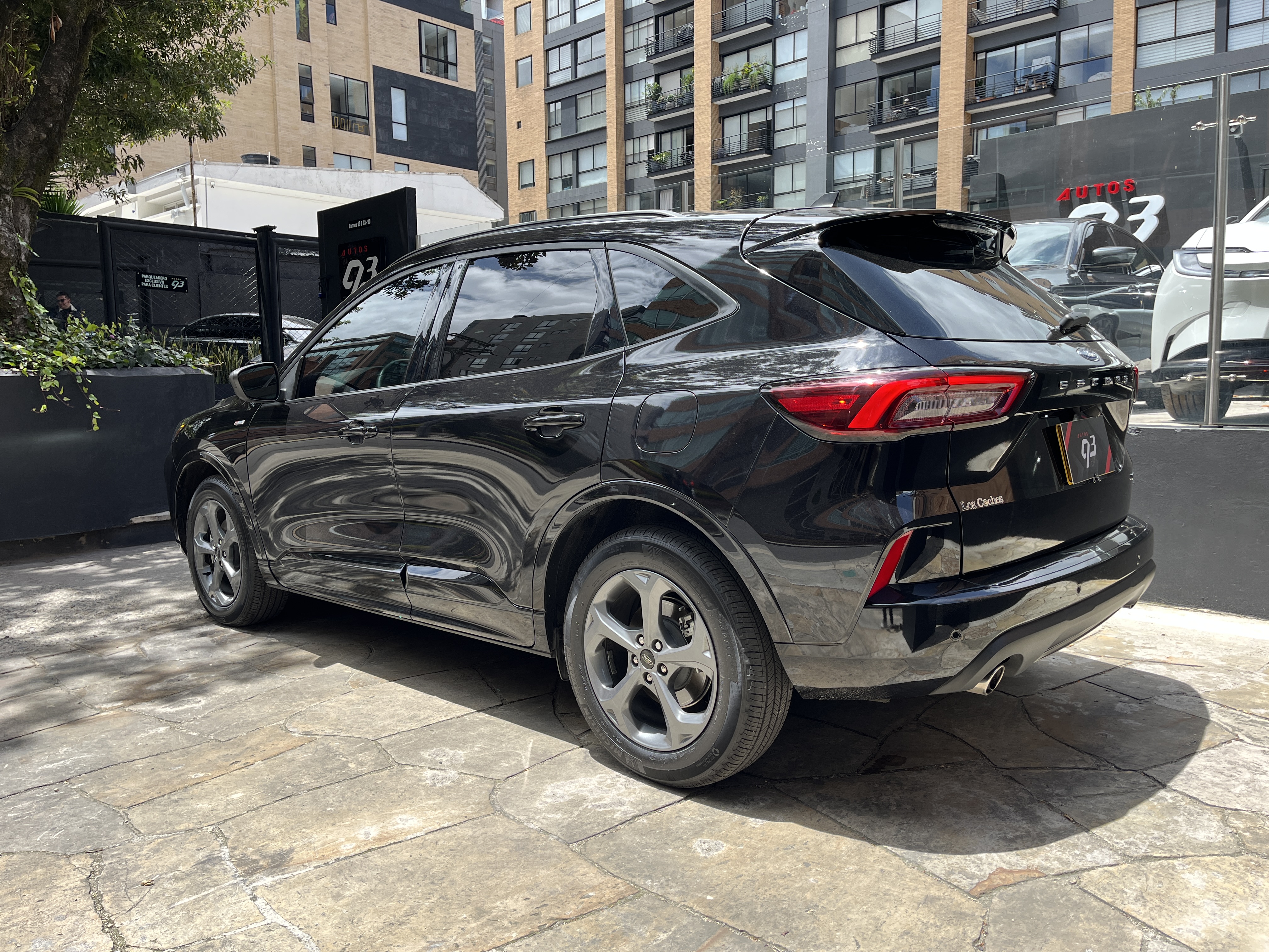 FORD ESCAPE ST LINE 2024