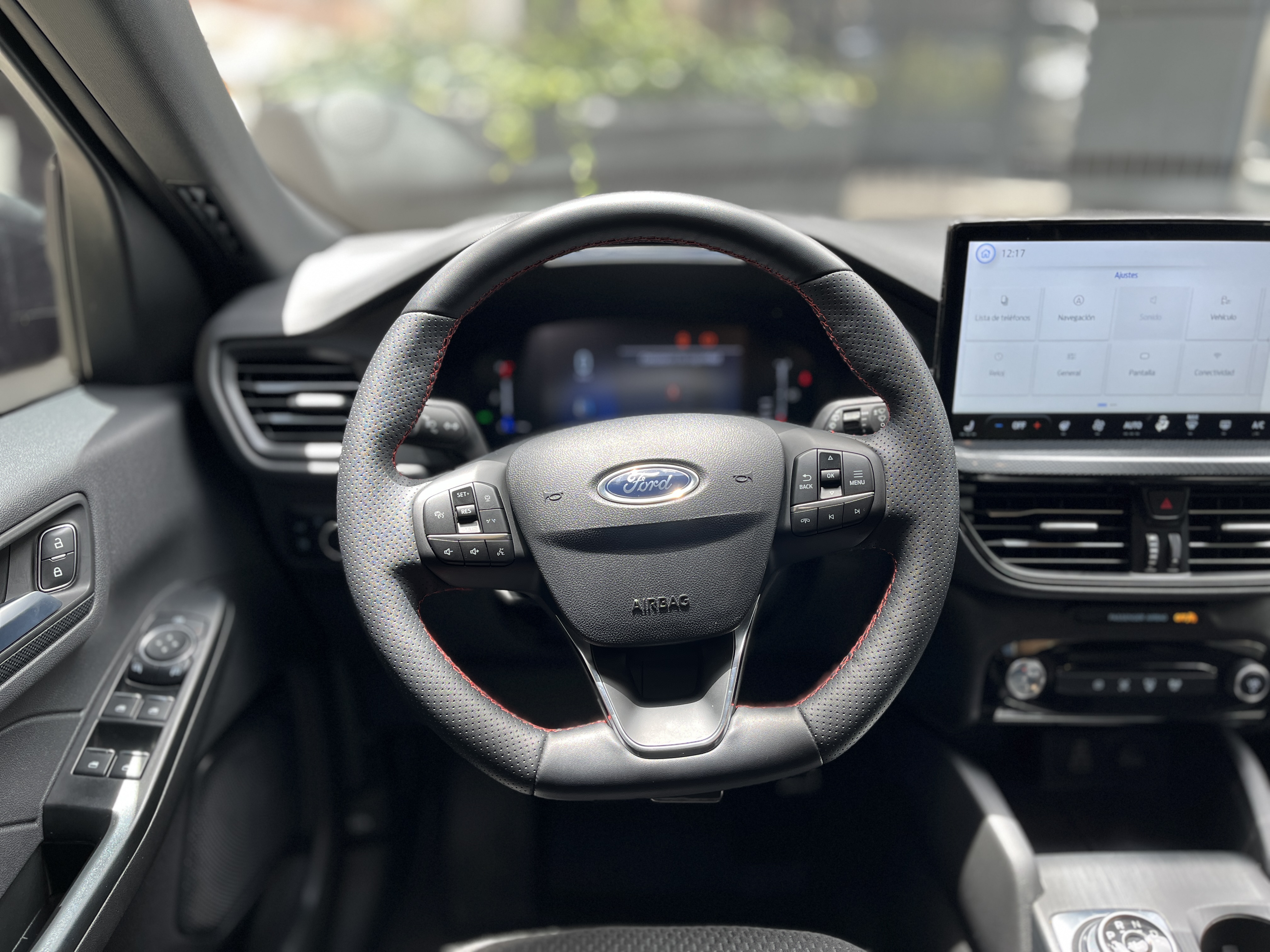 FORD ESCAPE ST LINE 2024