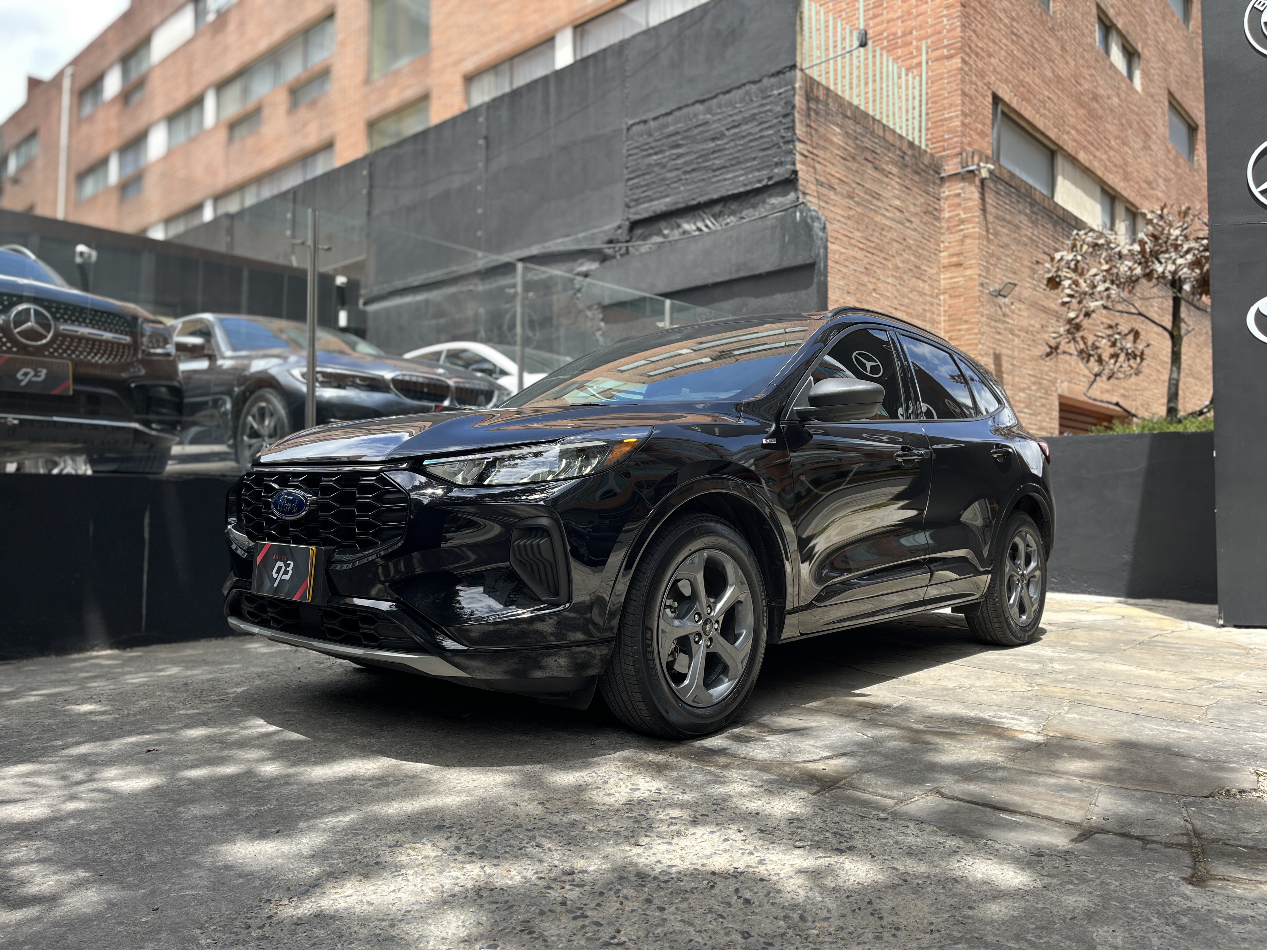 FORD ESCAPE ST LINE 2024